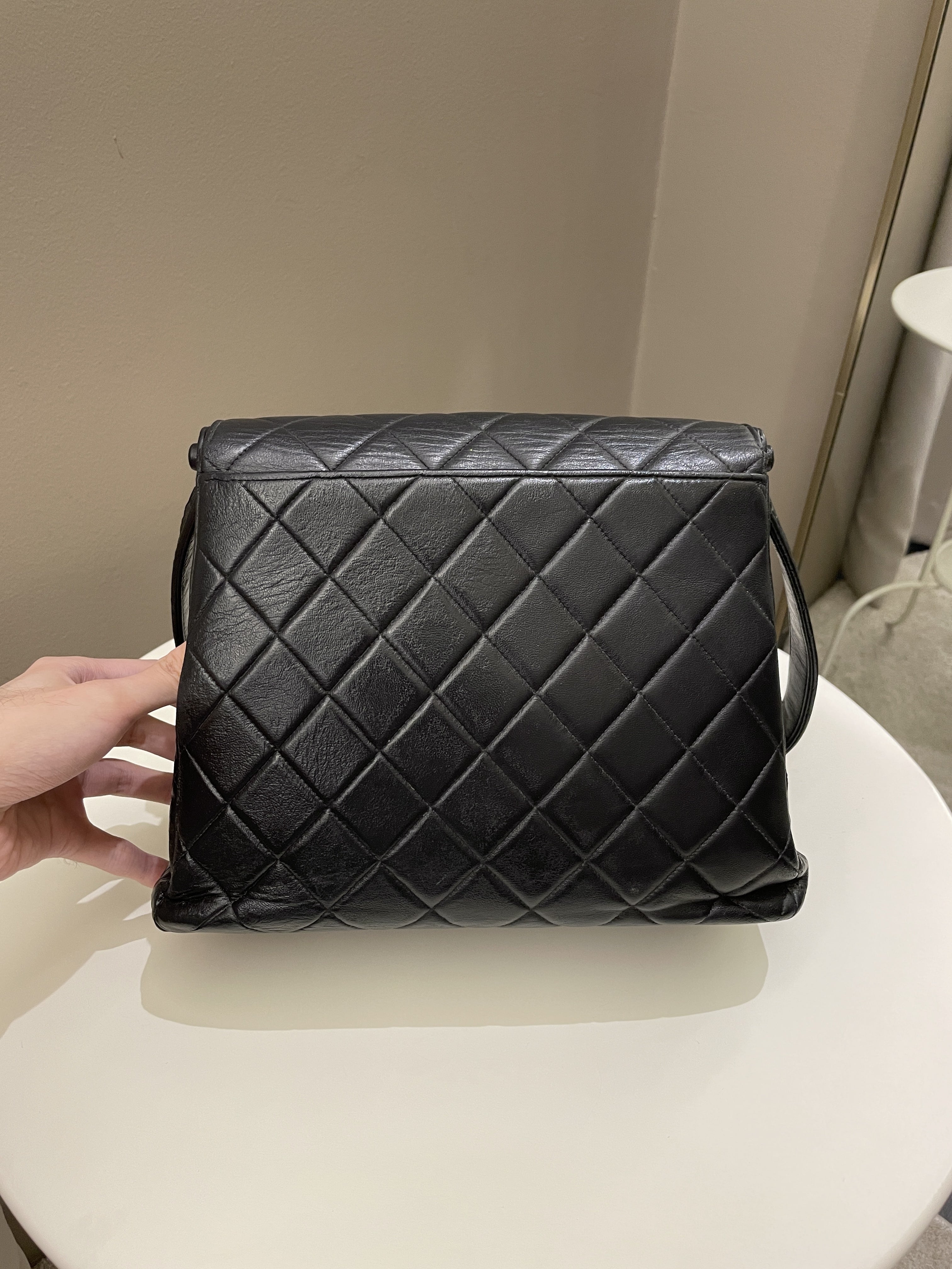Chanel Vintage Shoulder Cc Flap Bag Black Lambskin