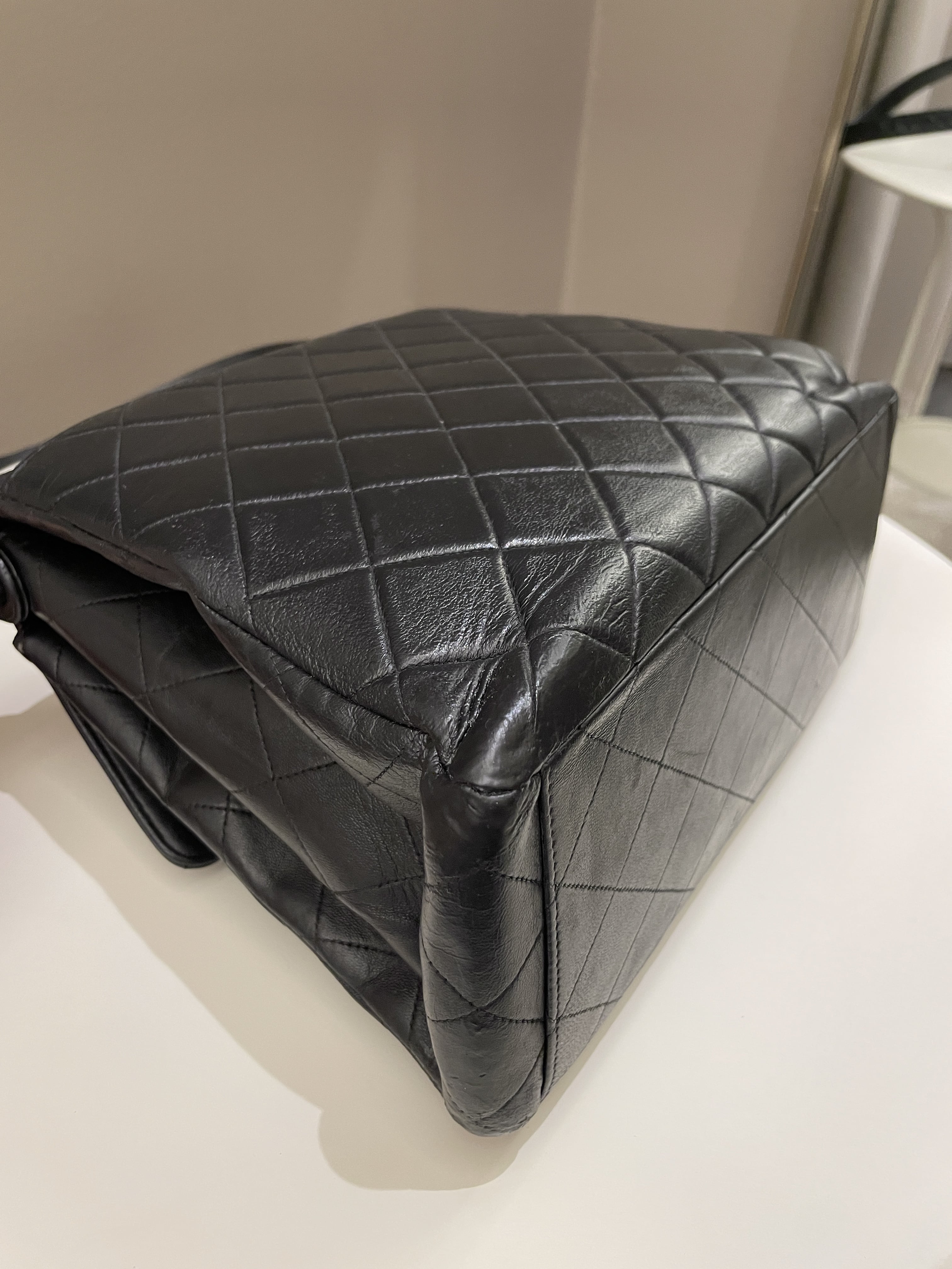 Chanel Vintage Shoulder Cc Flap Bag Black Lambskin