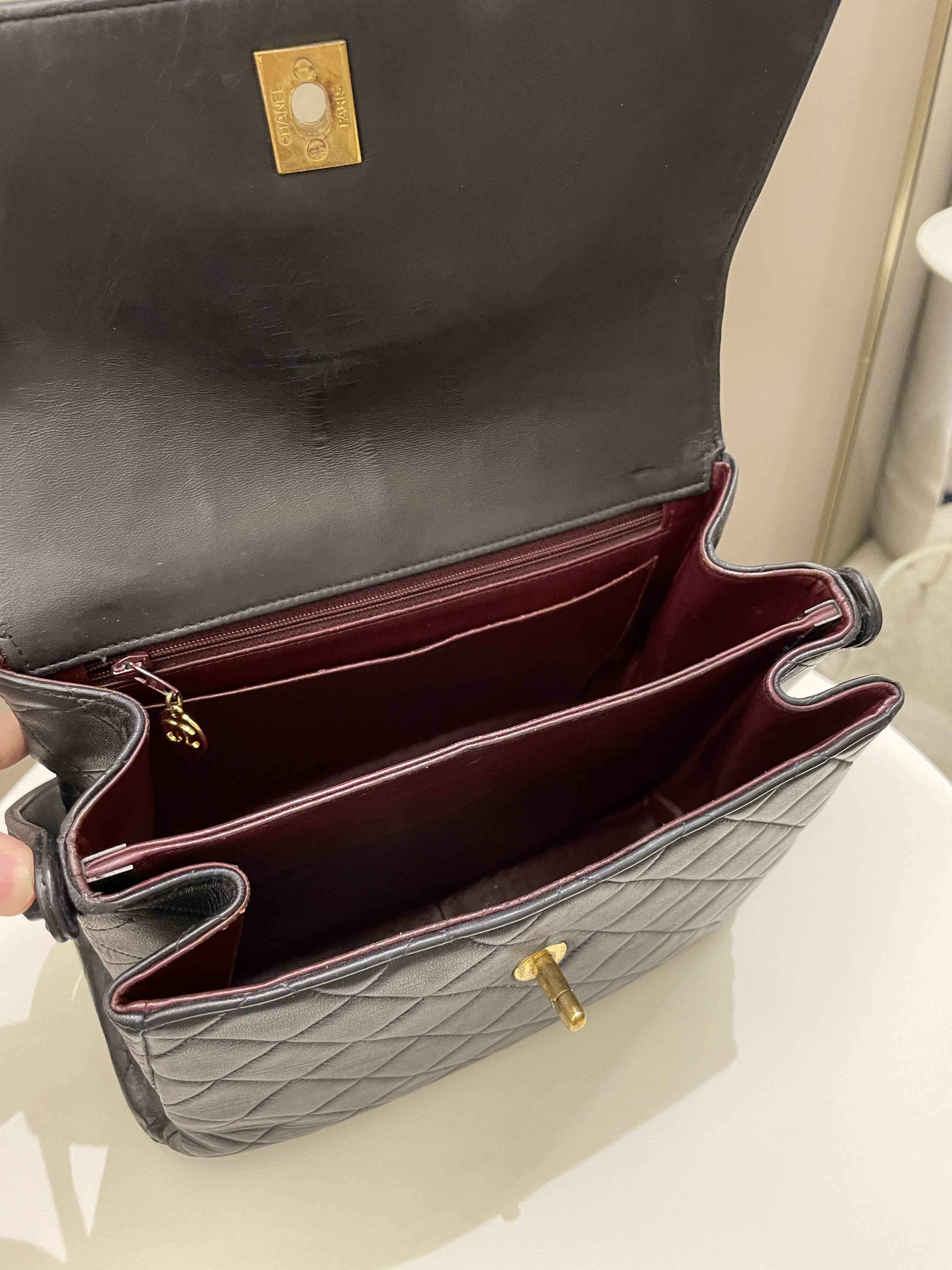 Chanel Vintage Shoulder Cc Flap Bag Black Lambskin