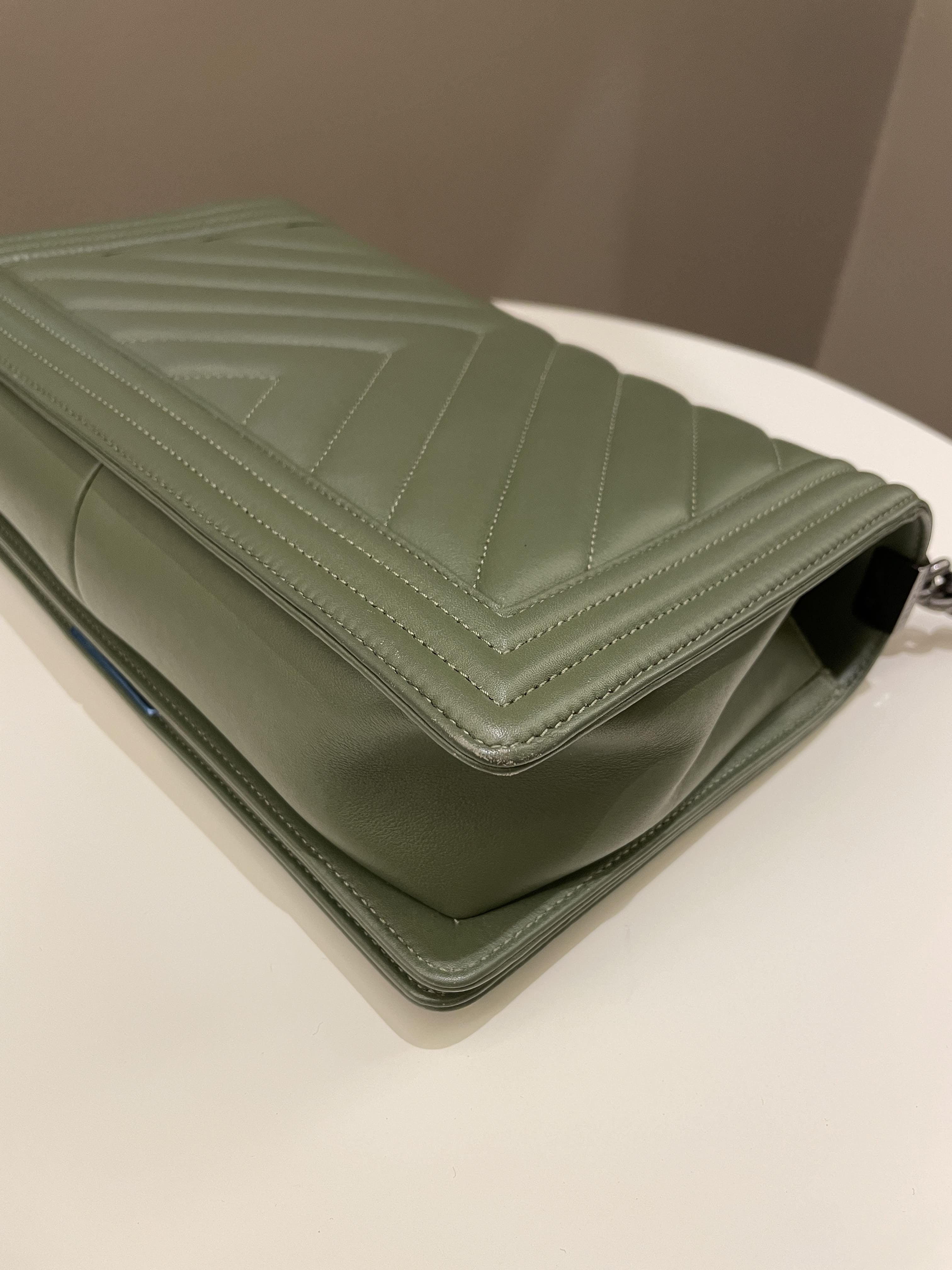 Chanel Chevron Boy New Medium Olive Green Calfskin