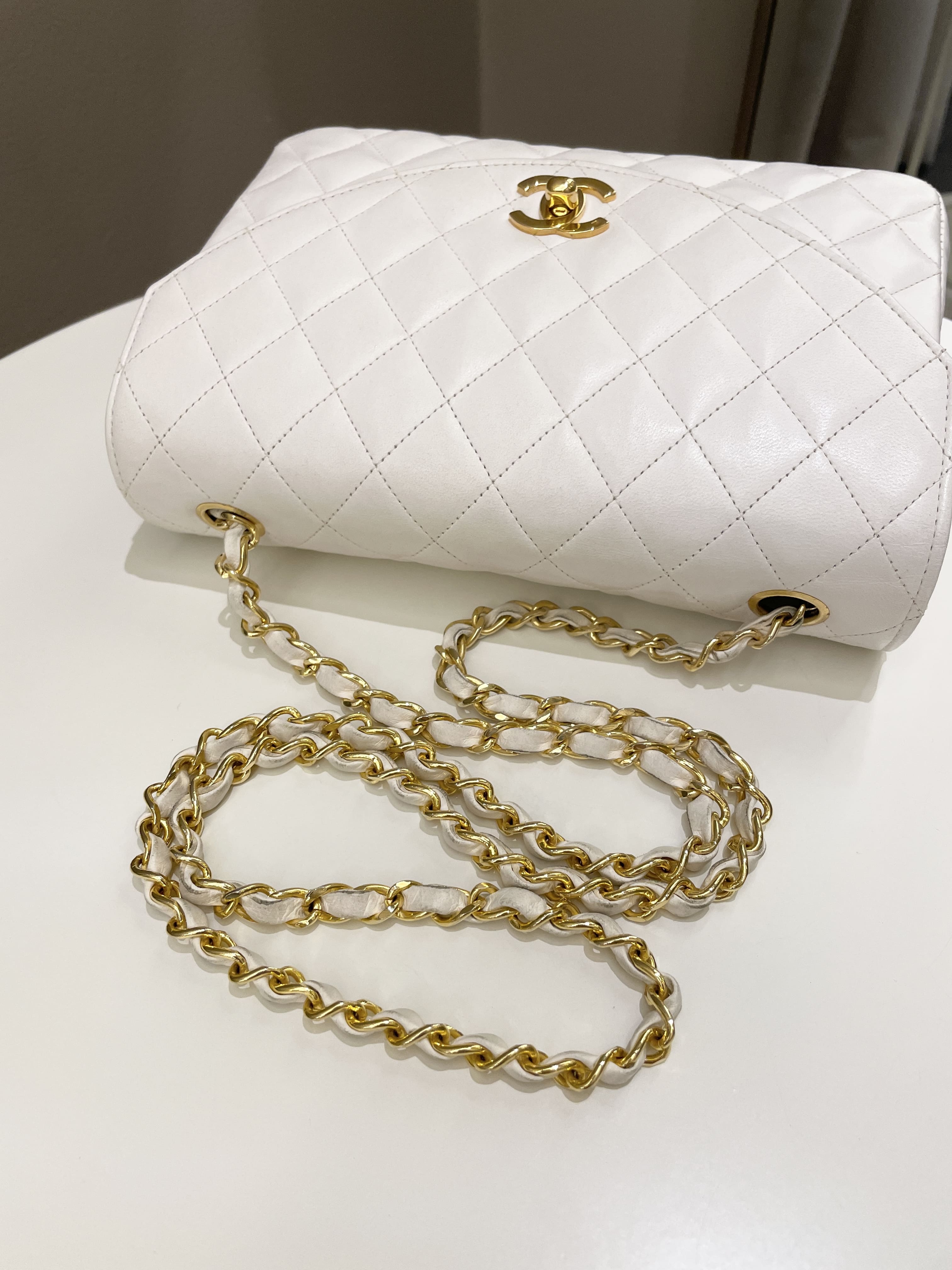 Chanel Vintage Quilted Flap Bag White Lambskin