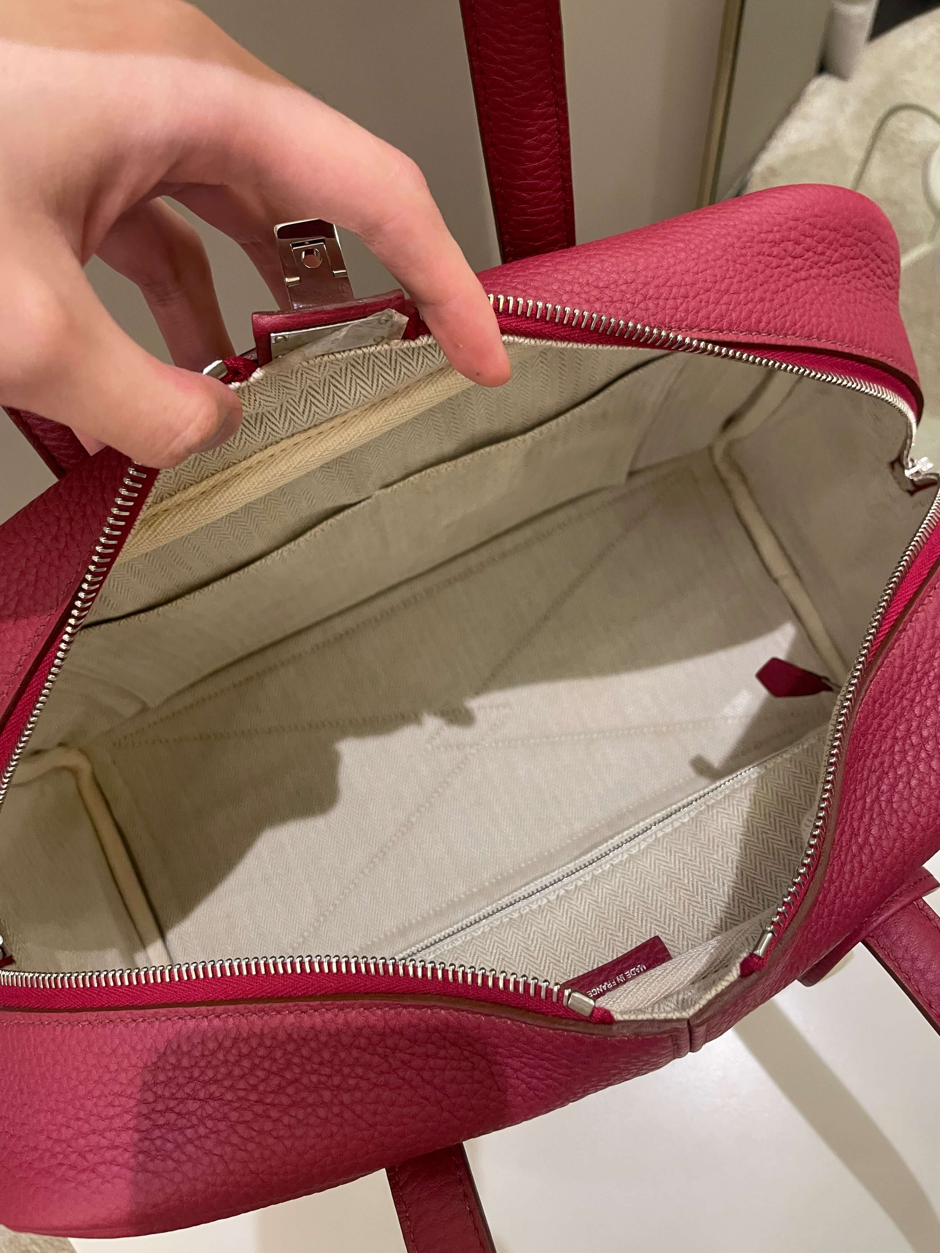 HermÃƒÆ’Ã‚Â¨s Victoria II 35 Rubis Clemence