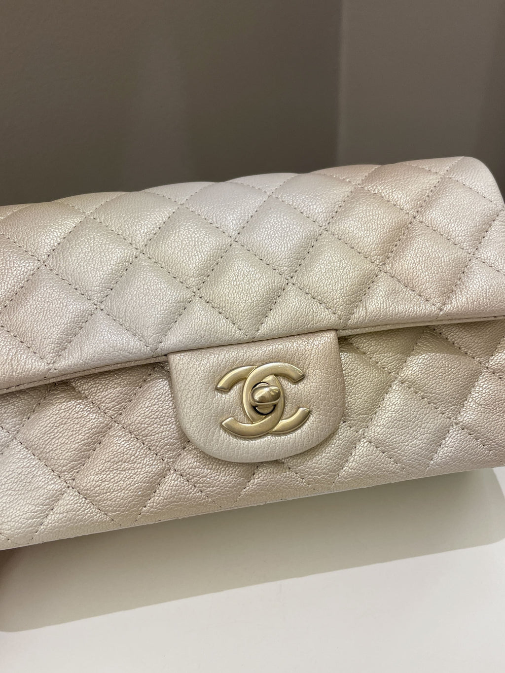 Chanel 22C Classic Quilted Mini Rectangular Gold OmbrÃƒÆ’Ã‚Â©