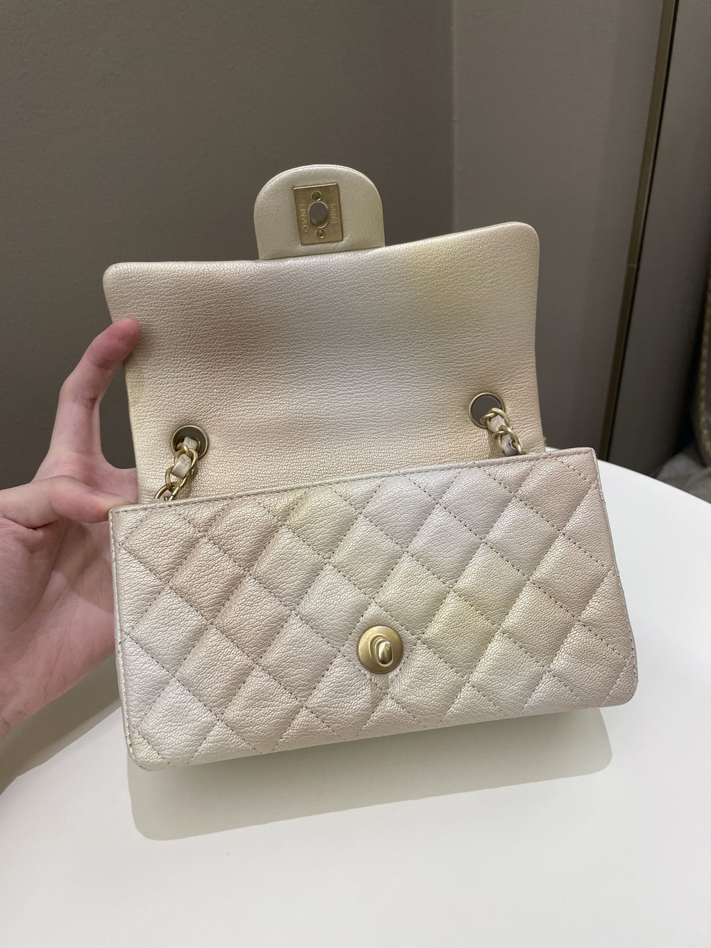 Chanel 22C Classic Quilted Mini Rectangular Gold OmbrÃƒÆ’Ã‚Â©