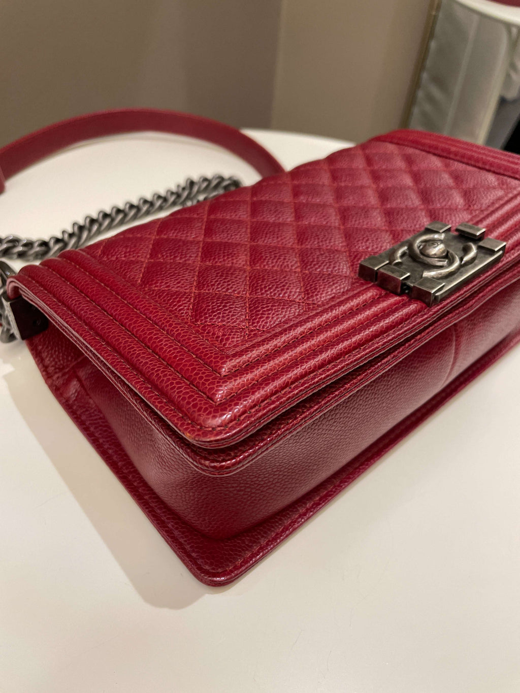Chanel 14B Quilted Boy Old Medium Deep Red Rigid Caviar