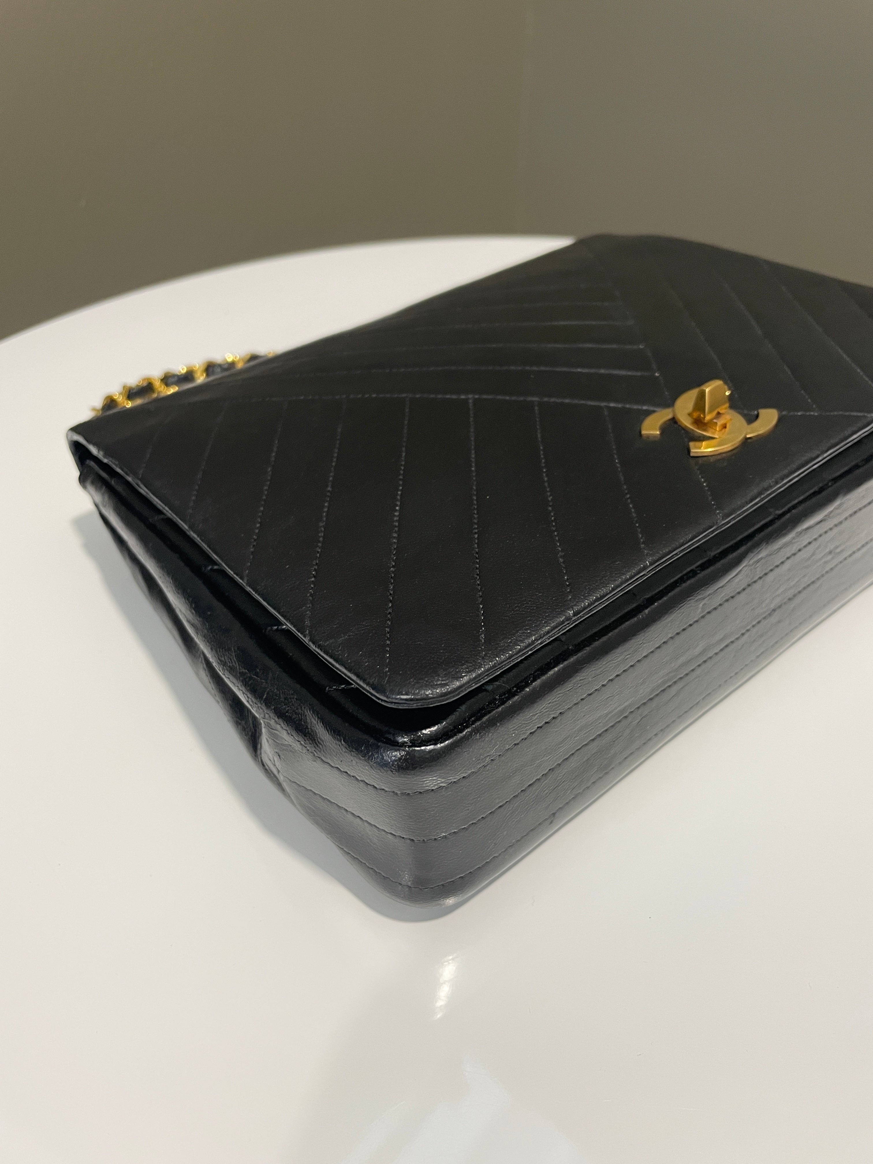Chanel Vintage Cc Flap Black Black Lambskin