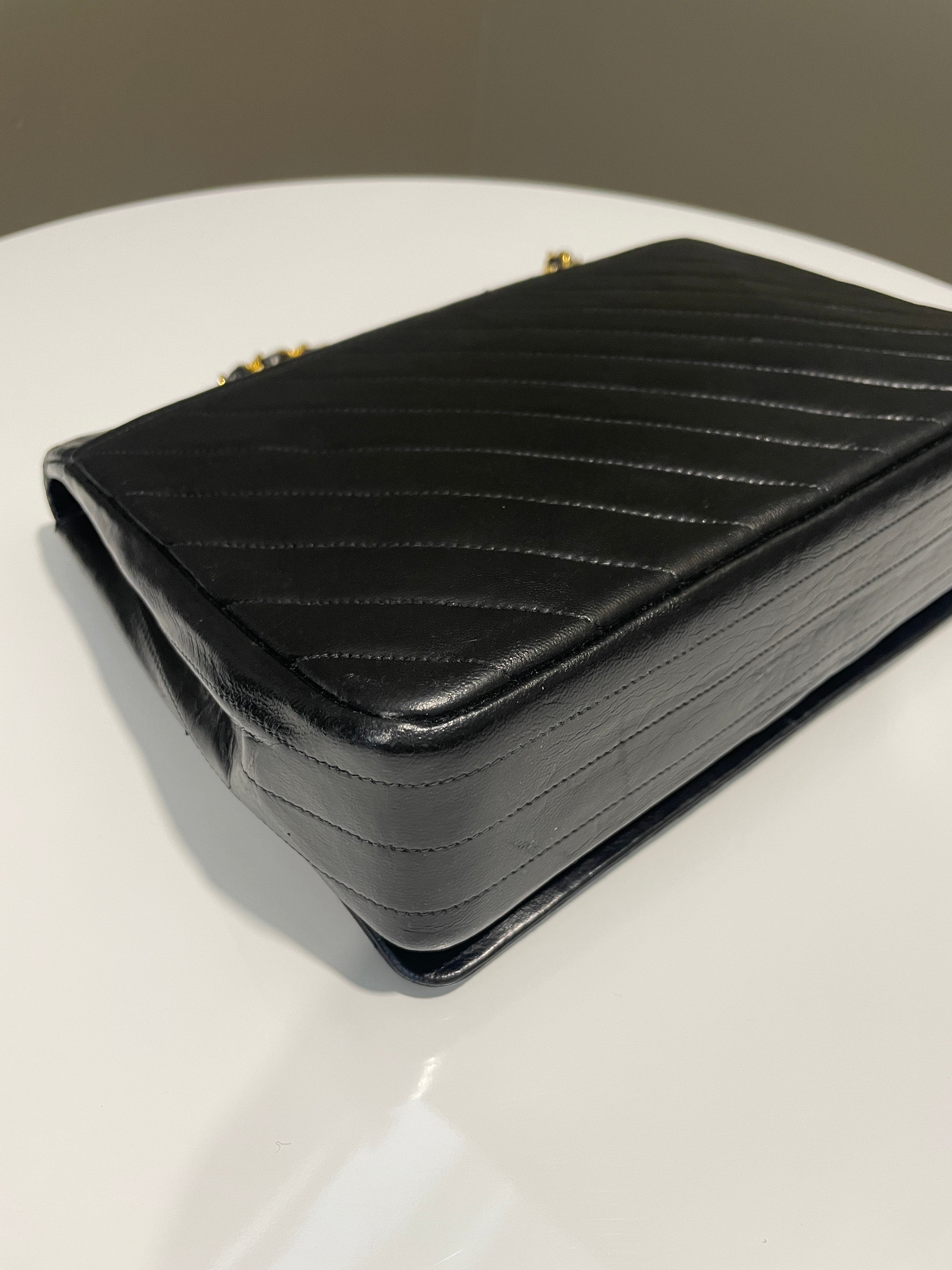 Chanel Vintage Cc Flap Black Black Lambskin