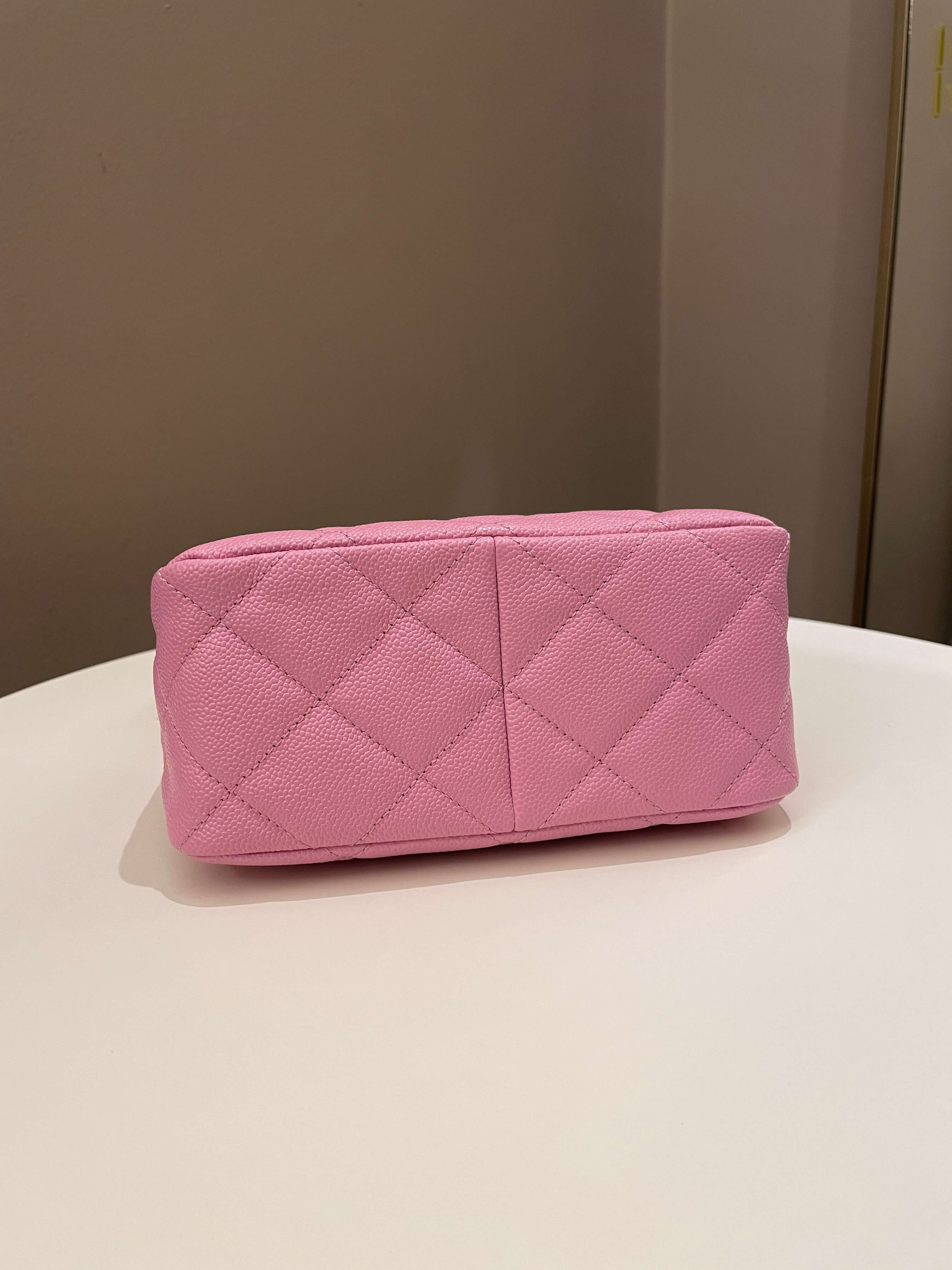 Chanel 22S Hobo Shoulder Bag Mavue Pink Caviar