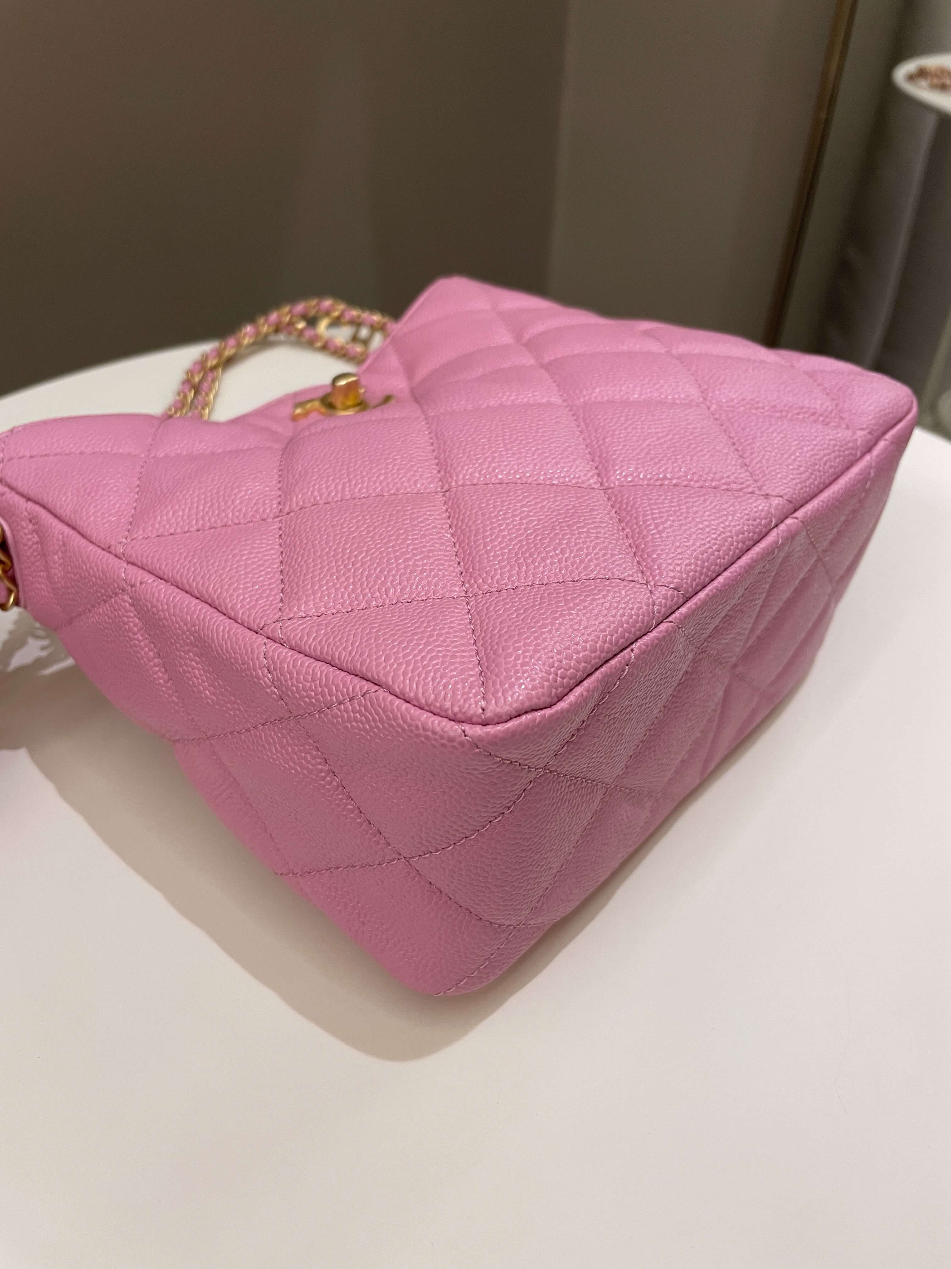 Chanel 22S Hobo Shoulder Bag Mavue Pink Caviar
