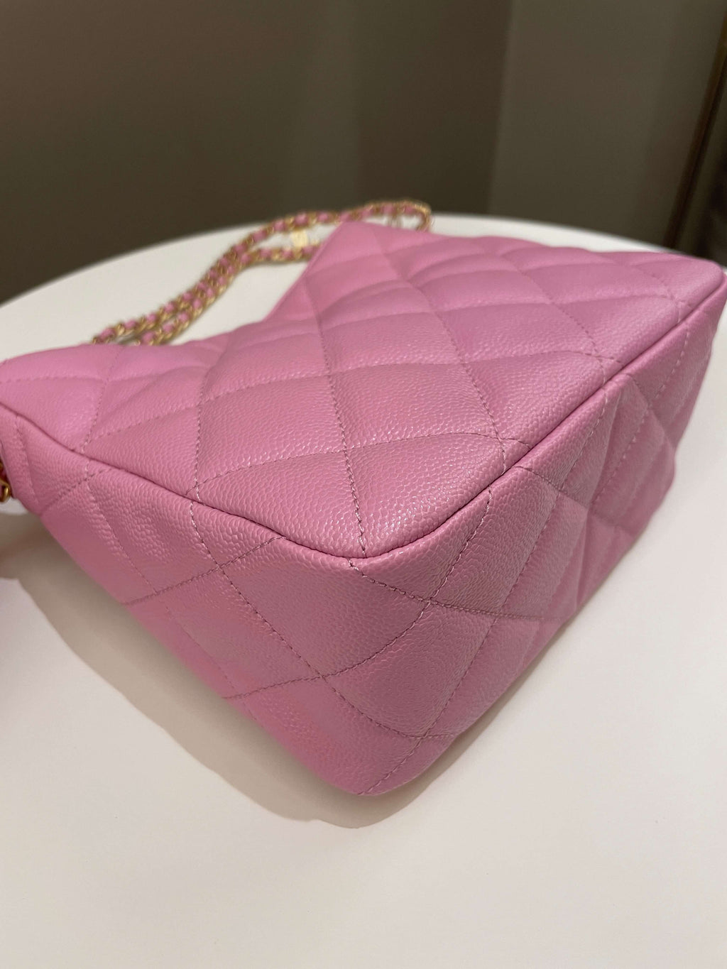 Chanel 22S Hobo Shoulder Bag Mavue Pink Caviar