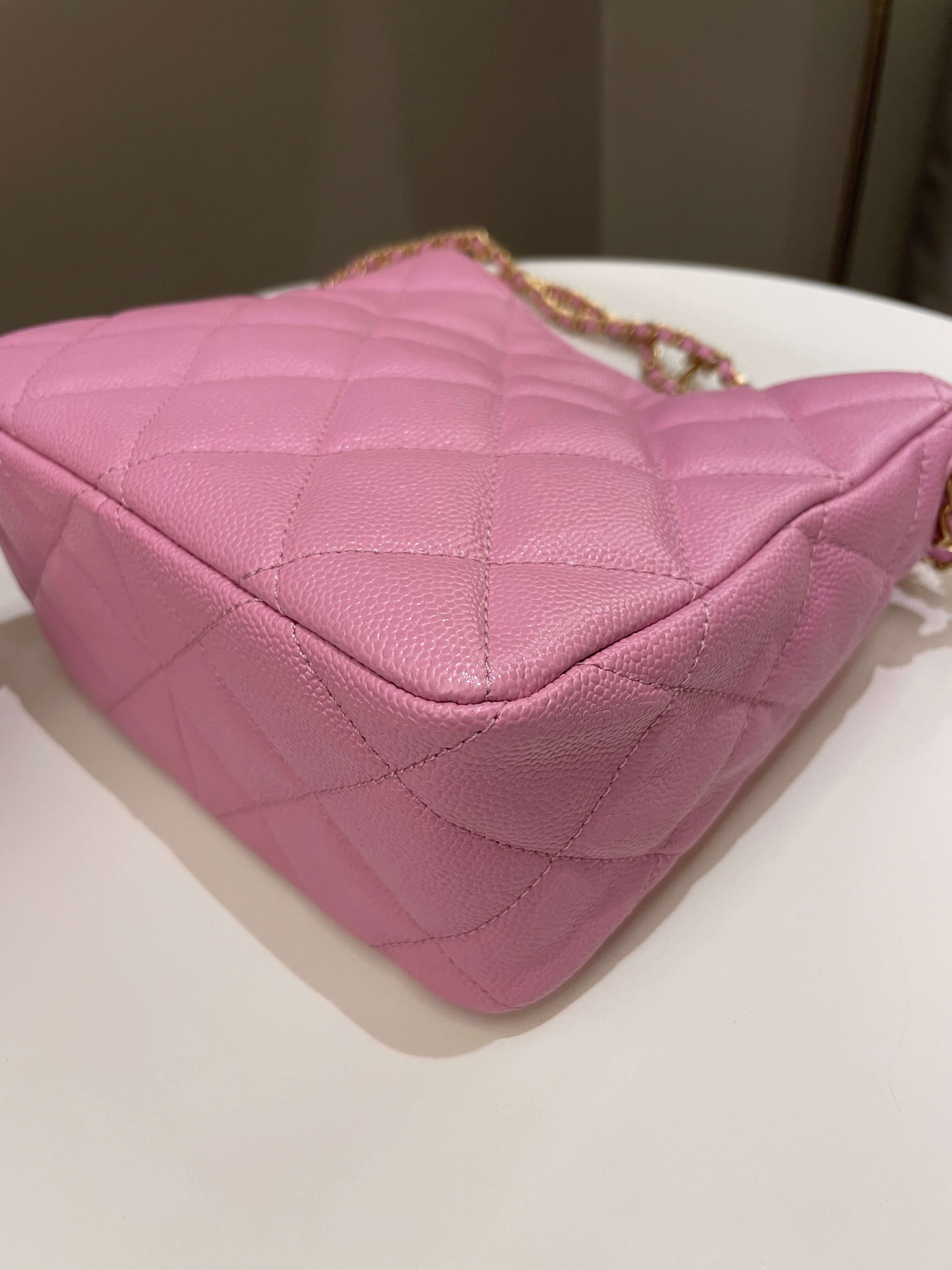 Chanel 22S Hobo Shoulder Bag Mavue Pink Caviar