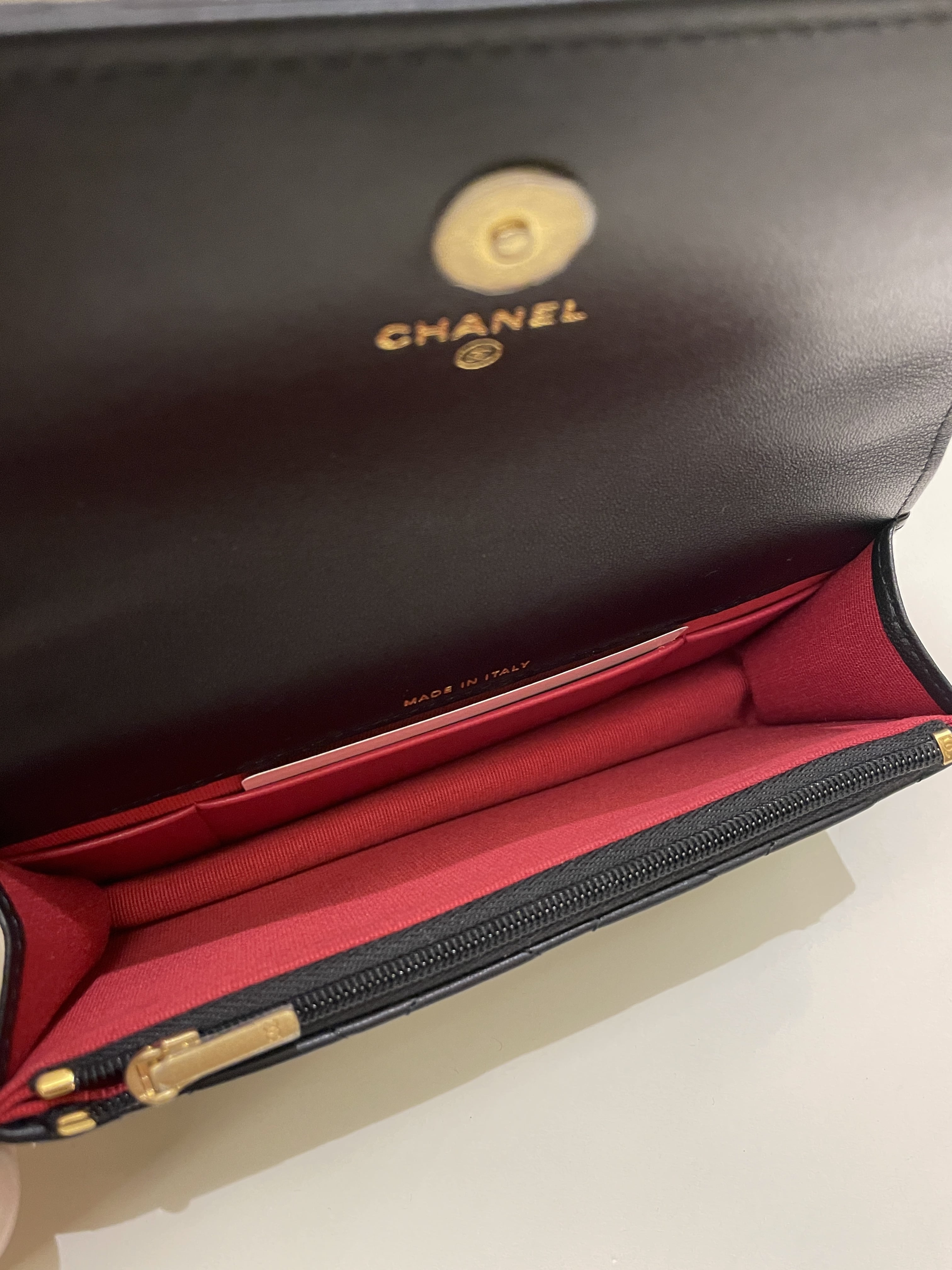 Chanel Camellia Pearl Crush Clutch on Chain Black