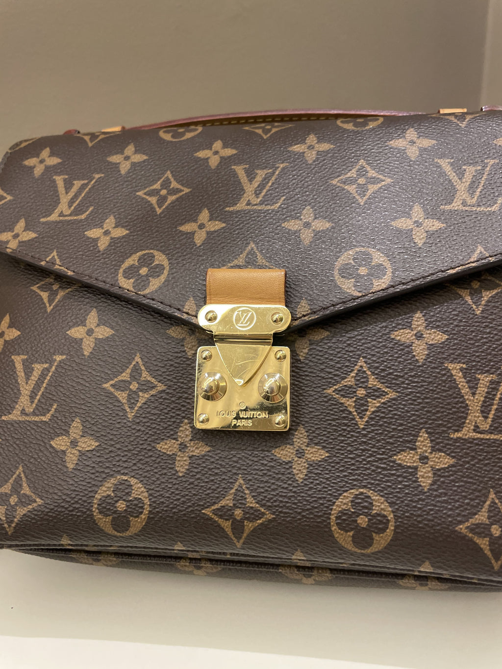 Louis Vuitton Pochette Metis Classic Monogram