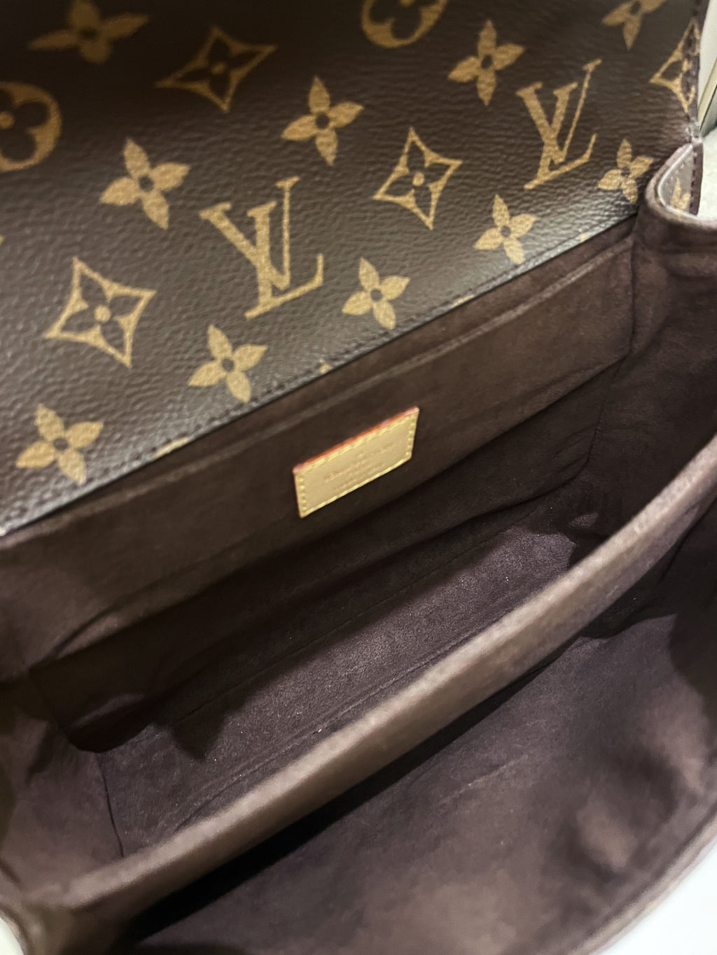 Louis Vuitton Pochette Metis Classic Monogram
