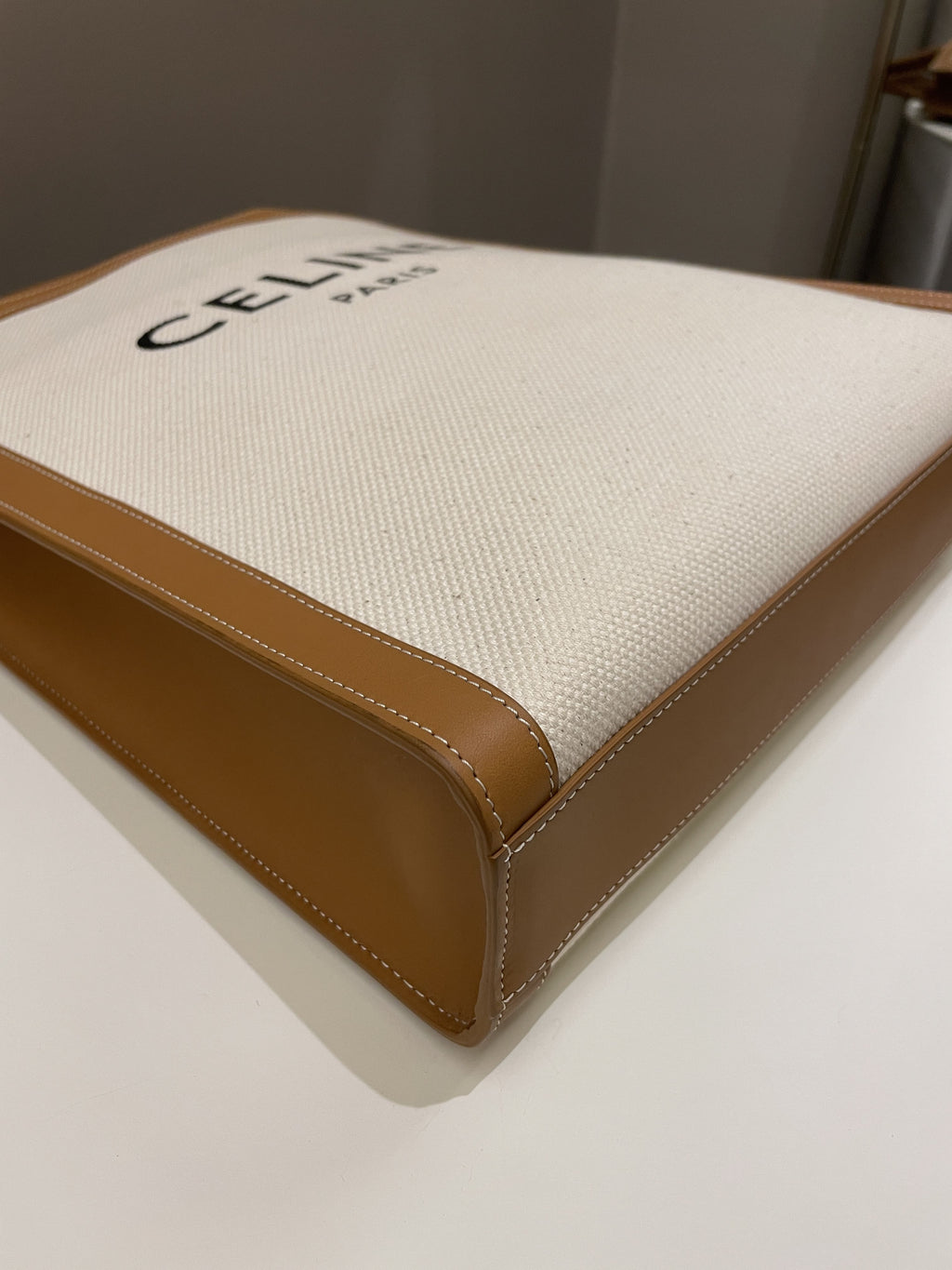 Celine Vertical Cabas Tote Bag Beige / Brown