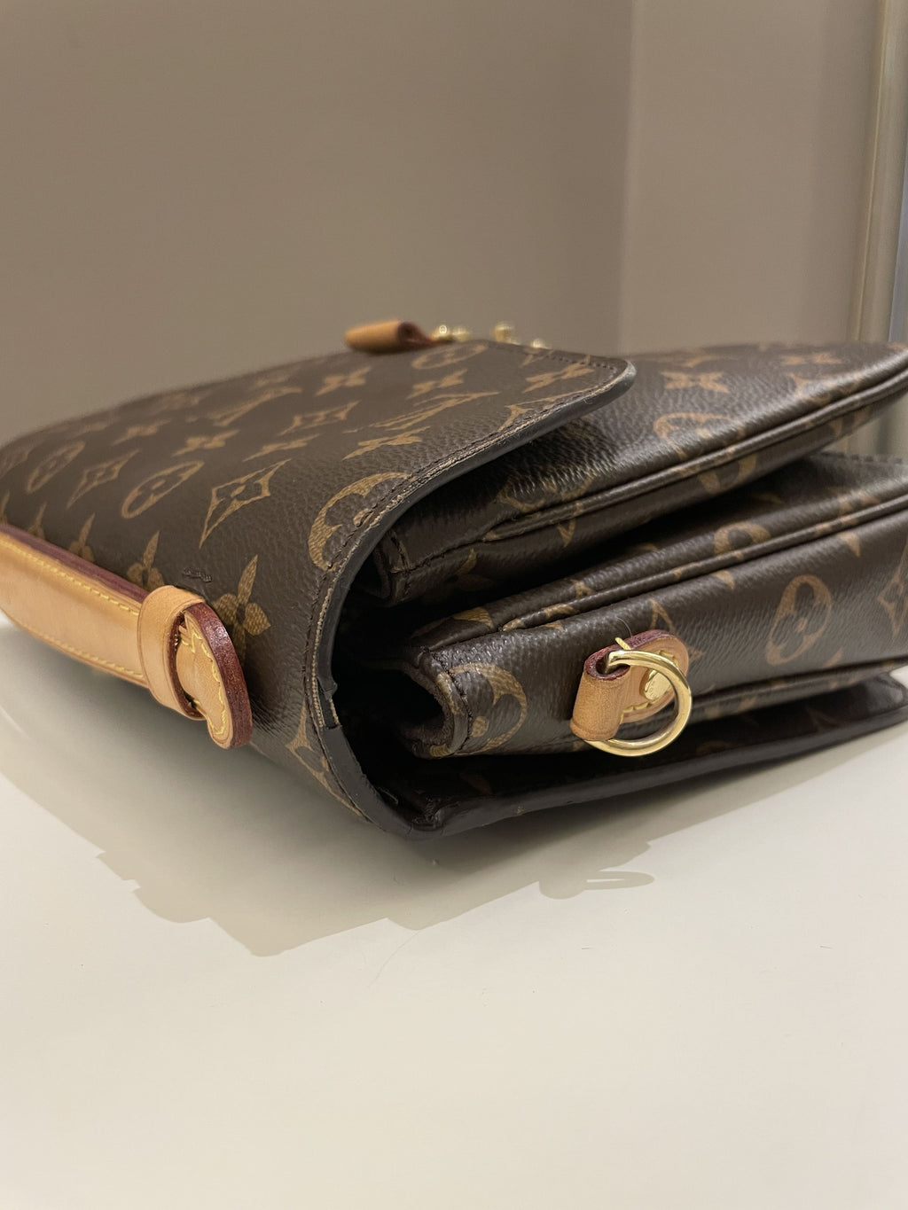 Louis Vuitton Pochette Metis Classic Monogram