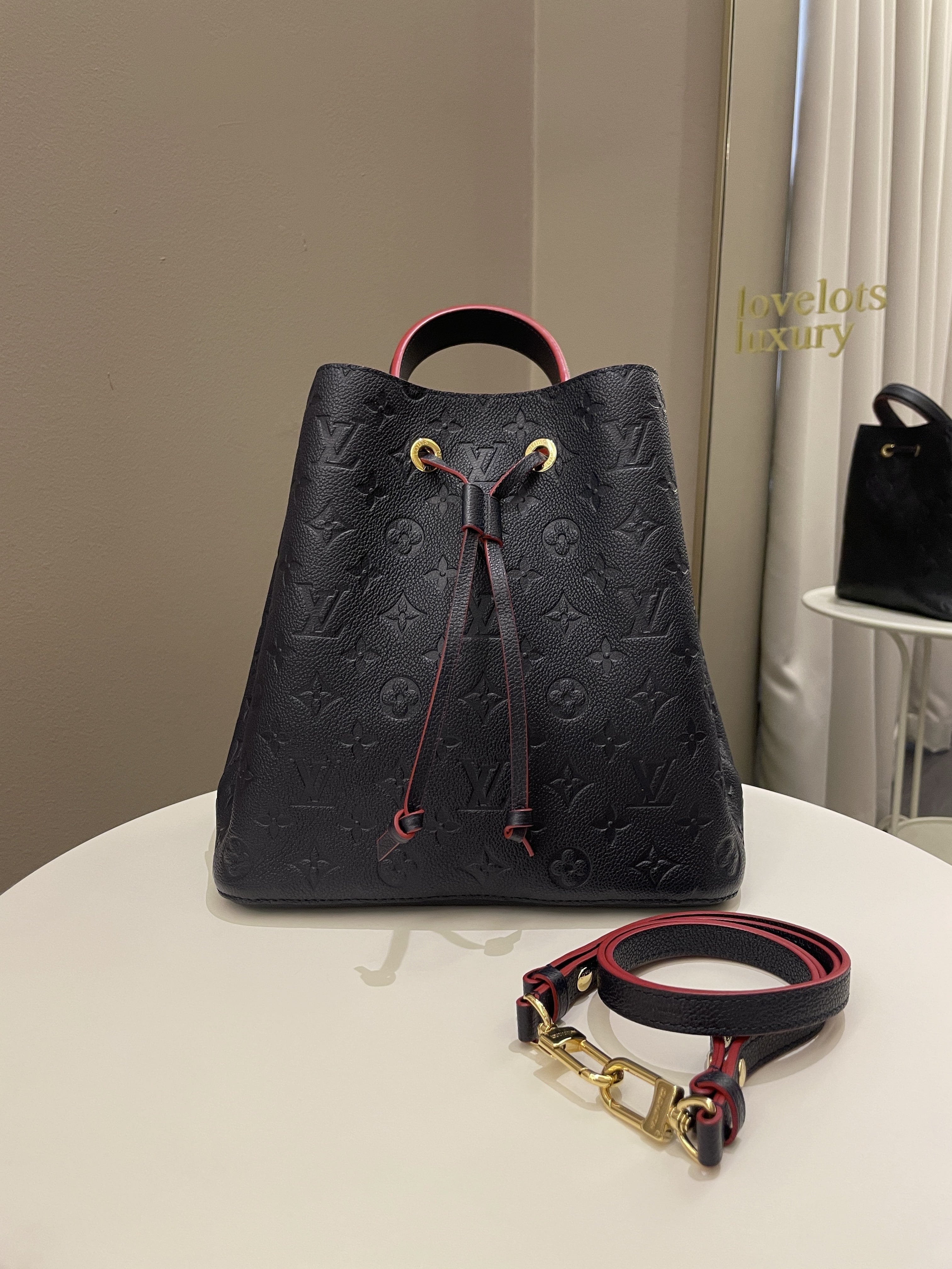 Louis Vuitton Neo Noe Bucket Bag Marine Rouge Empreinte Leather