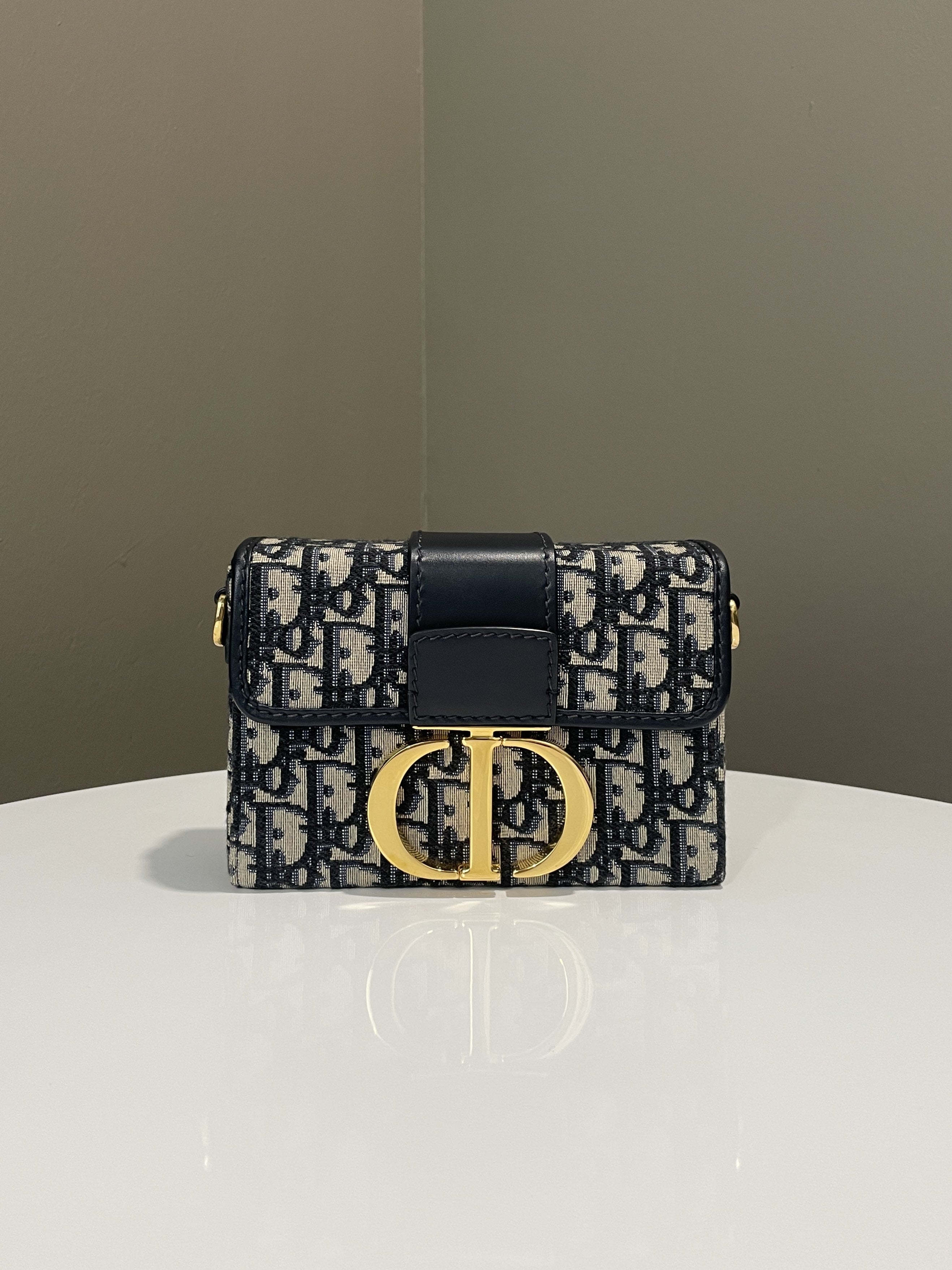 Dior Montaigne 30 Box Bag Blue Oblique