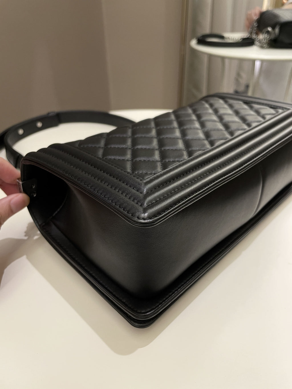 Chanel Quilted Boy Old Medium Black Calfskin