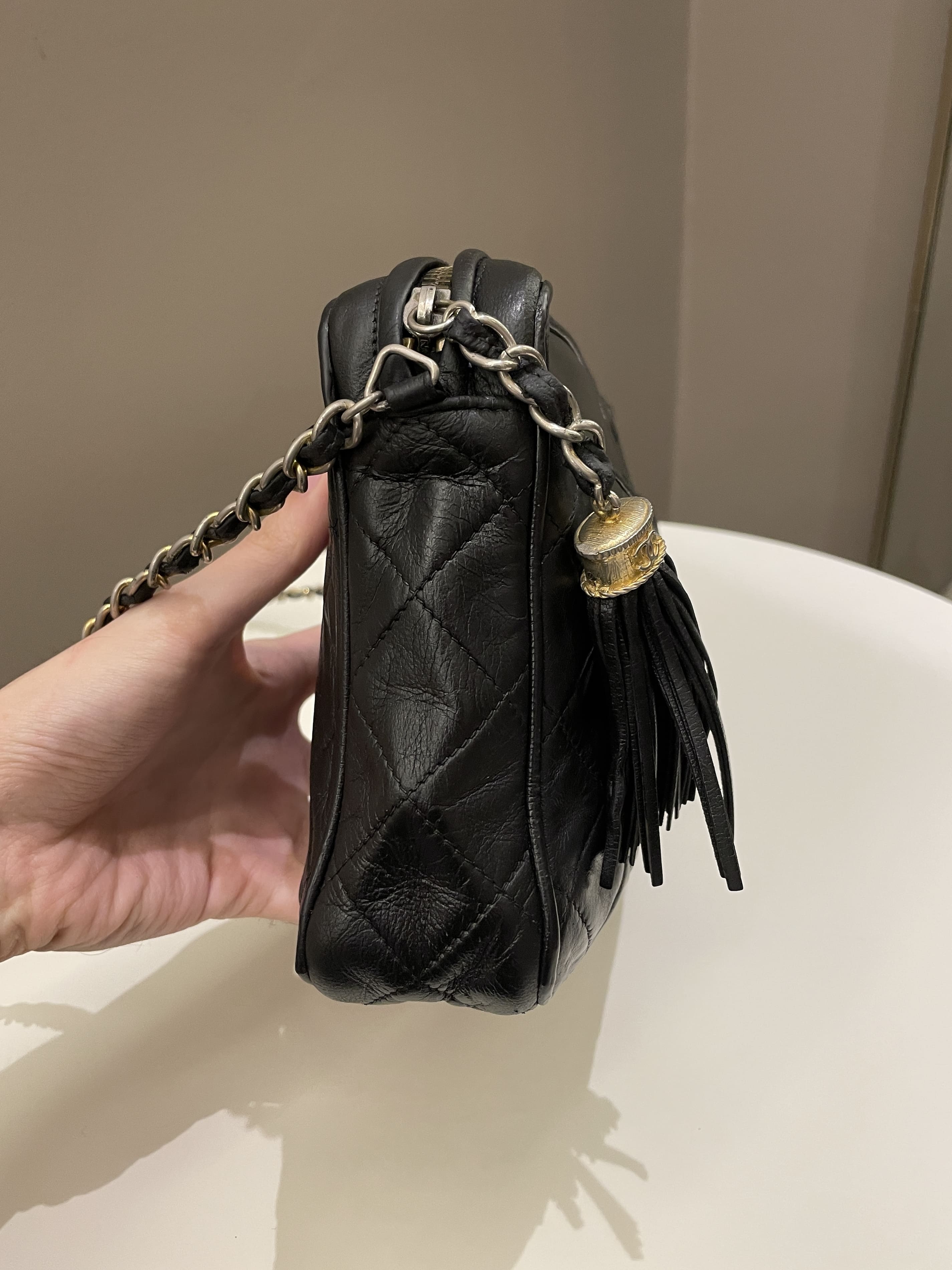 ÃƒÂ¯Ã‚Â»Ã‚Â¿ÃƒÂ¯Ã‚Â»Ã‚Â¿Chanel Vintage Camera Bag Tassle Black Lambskin