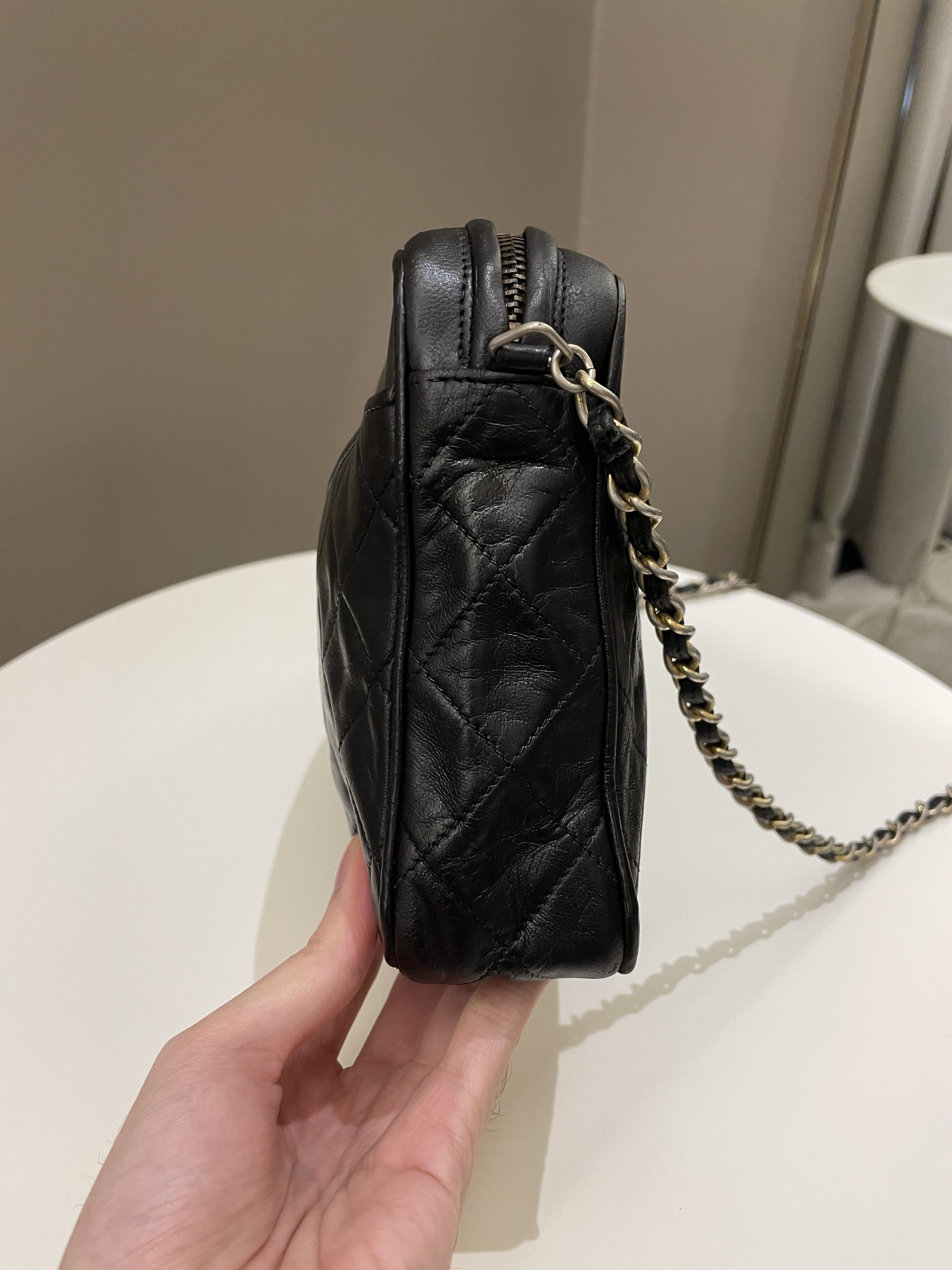 ÃƒÂ¯Ã‚Â»Ã‚Â¿ÃƒÂ¯Ã‚Â»Ã‚Â¿Chanel Vintage Camera Bag Tassle Black Lambskin