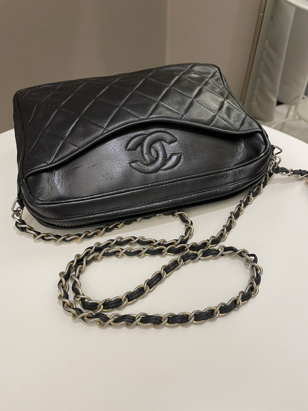 ÃƒÂ¯Ã‚Â»Ã‚Â¿ÃƒÂ¯Ã‚Â»Ã‚Â¿Chanel Vintage Camera Bag Tassle Black Lambskin