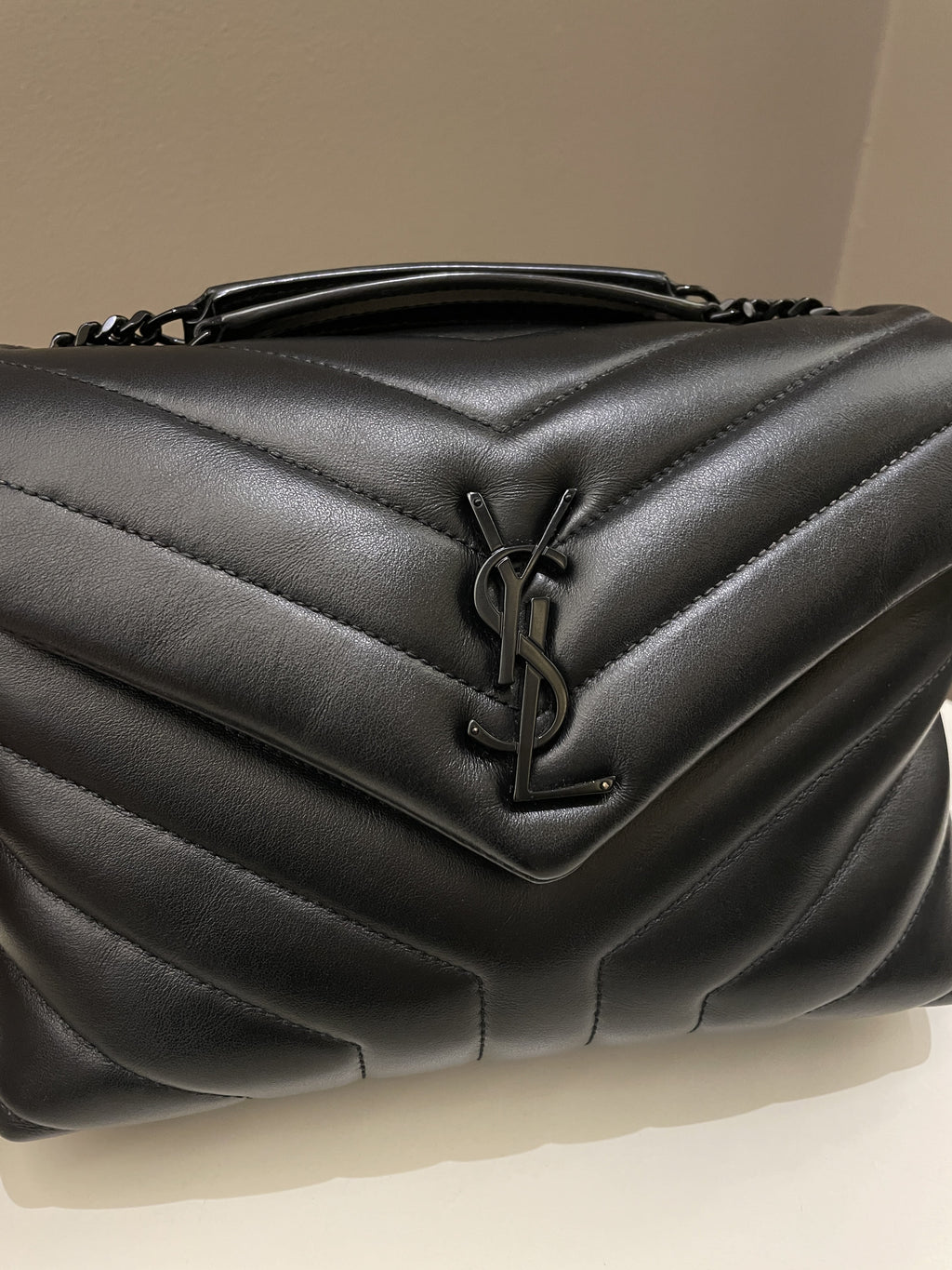 Saint Laurent Loulou Bag Black