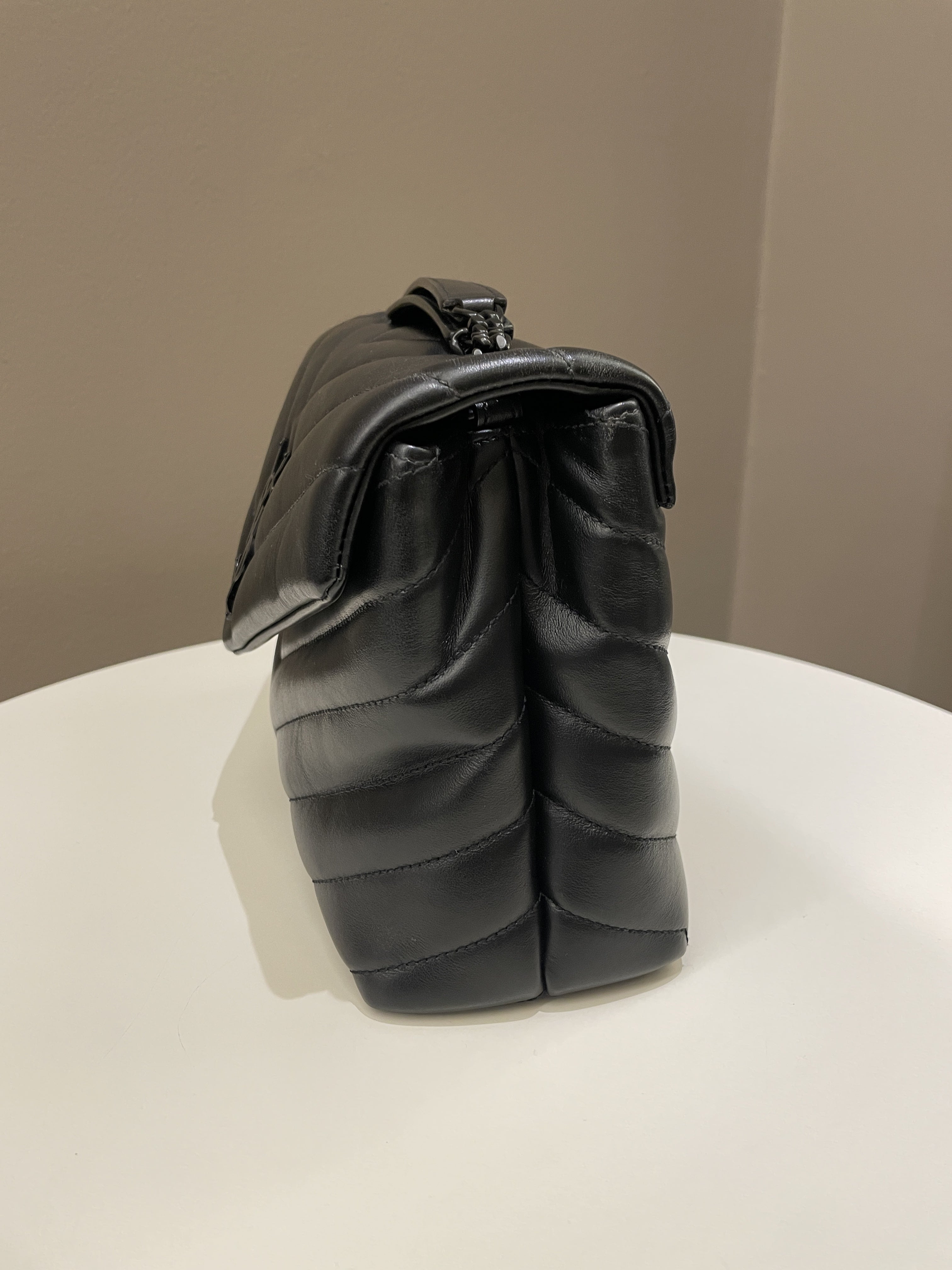 Saint Laurent Loulou Bag Black