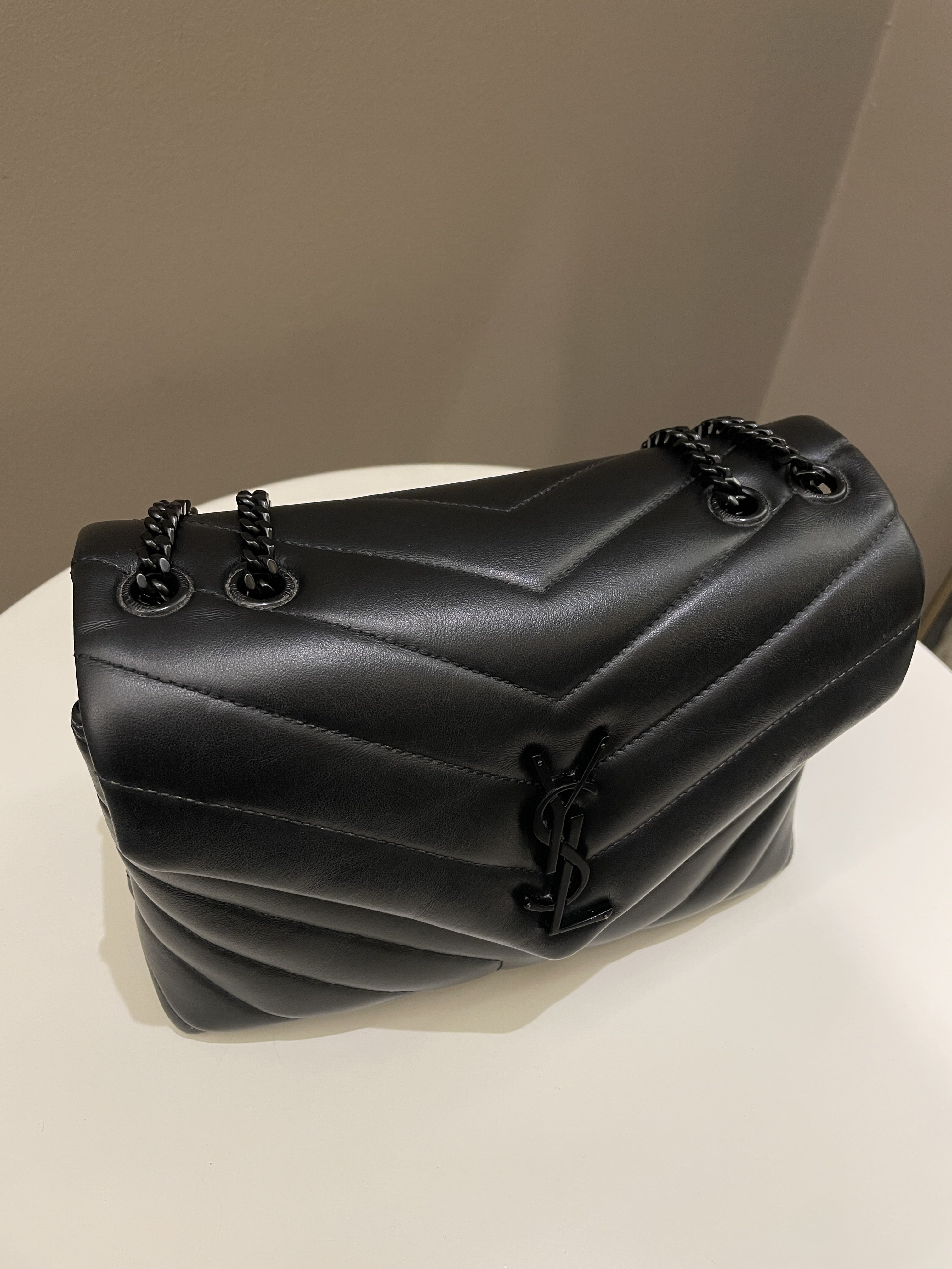 Saint Laurent Loulou Bag Black