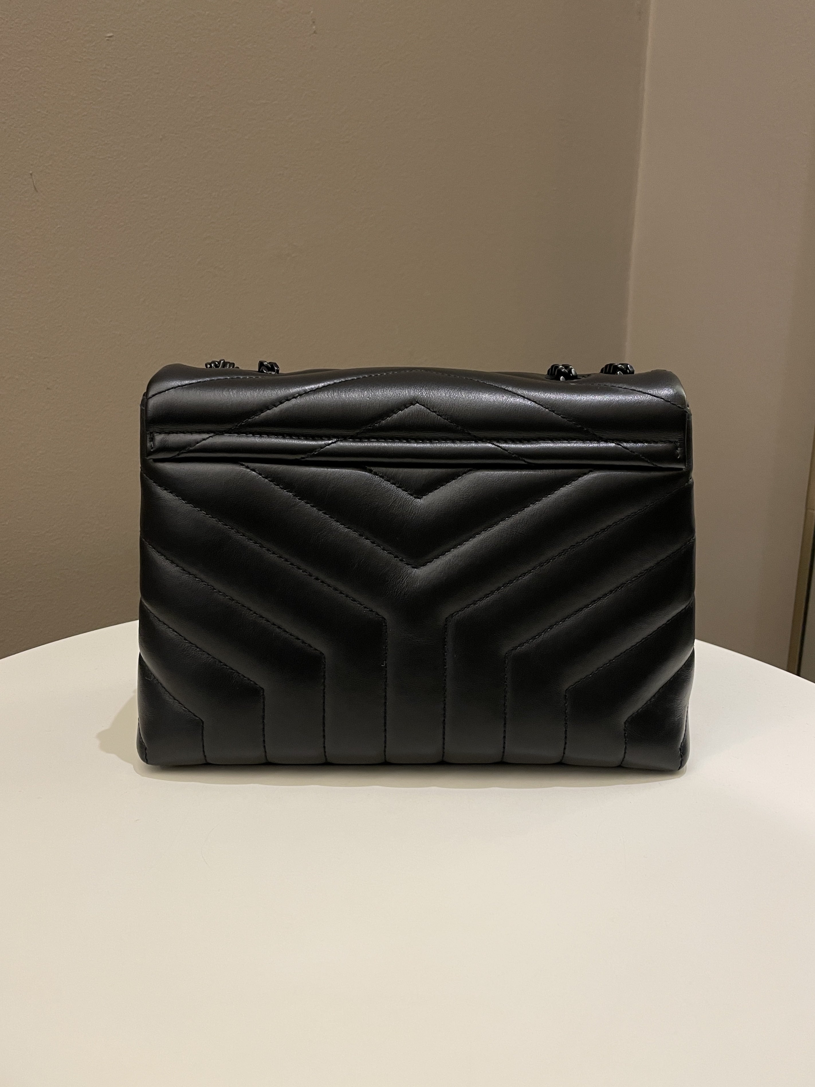 Saint Laurent Loulou Bag Black