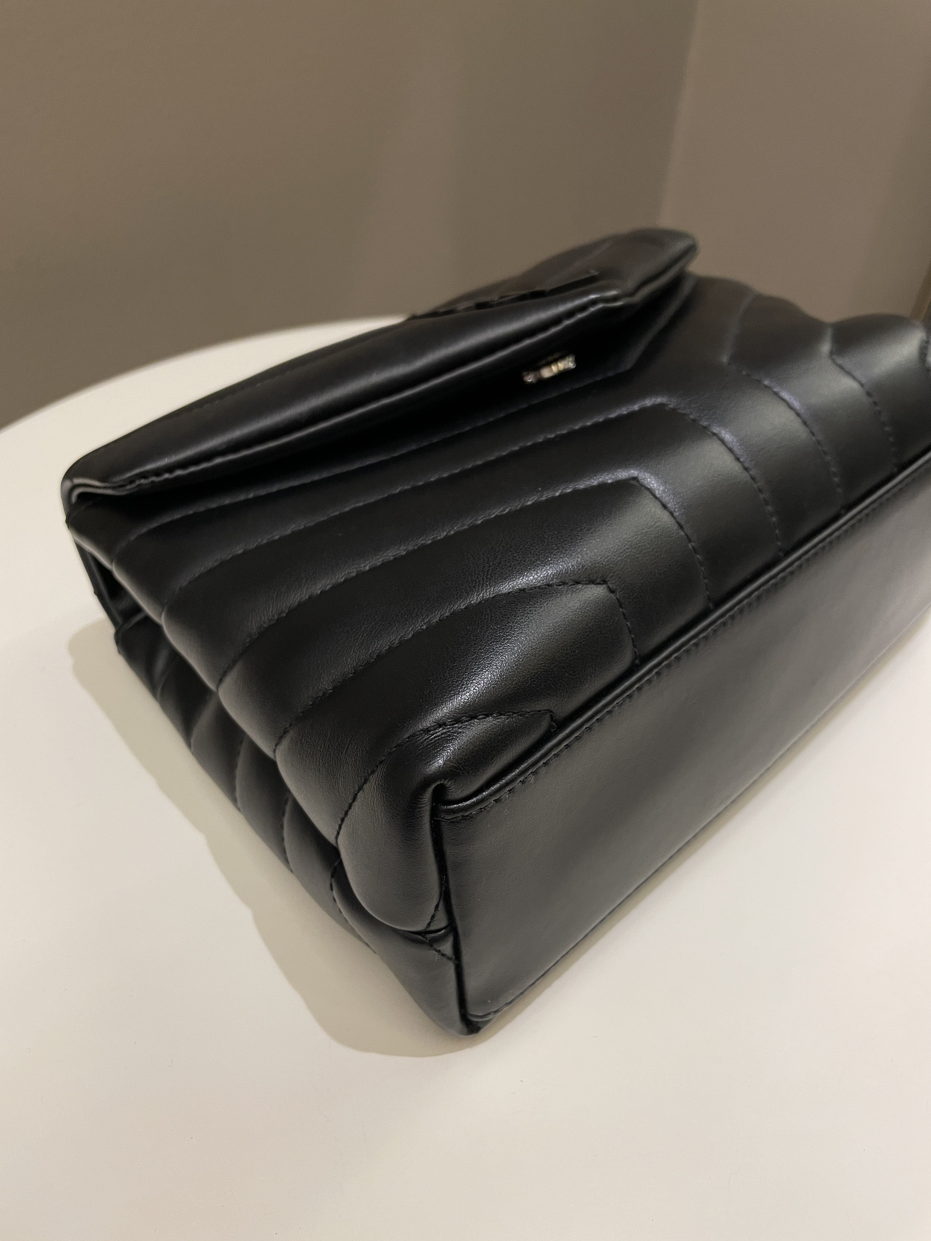 Saint Laurent Loulou Bag Black