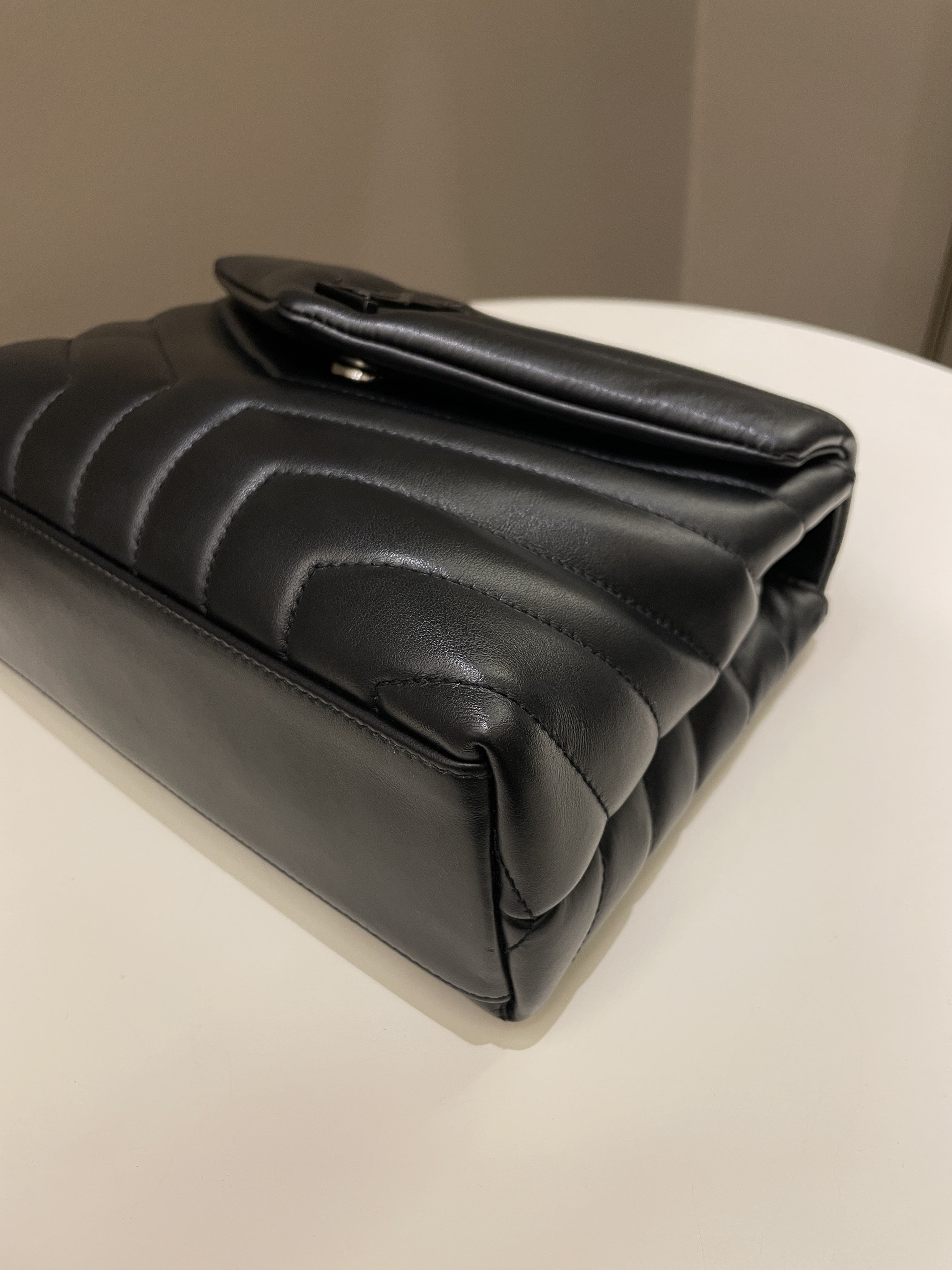 Saint Laurent Loulou Bag Black
