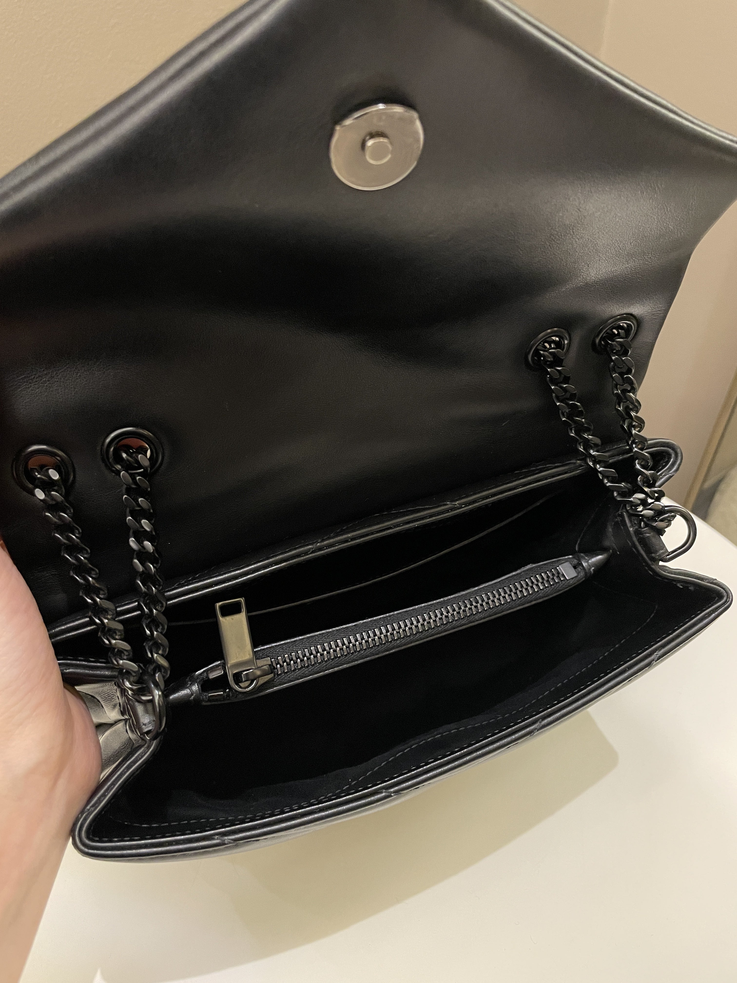 Saint Laurent Loulou Bag Black