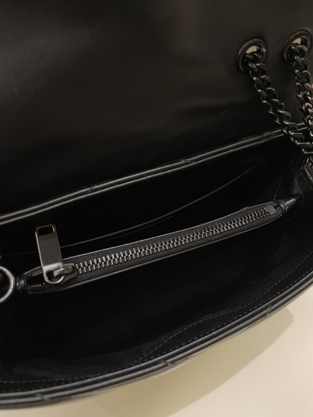 Saint Laurent Loulou Bag Black