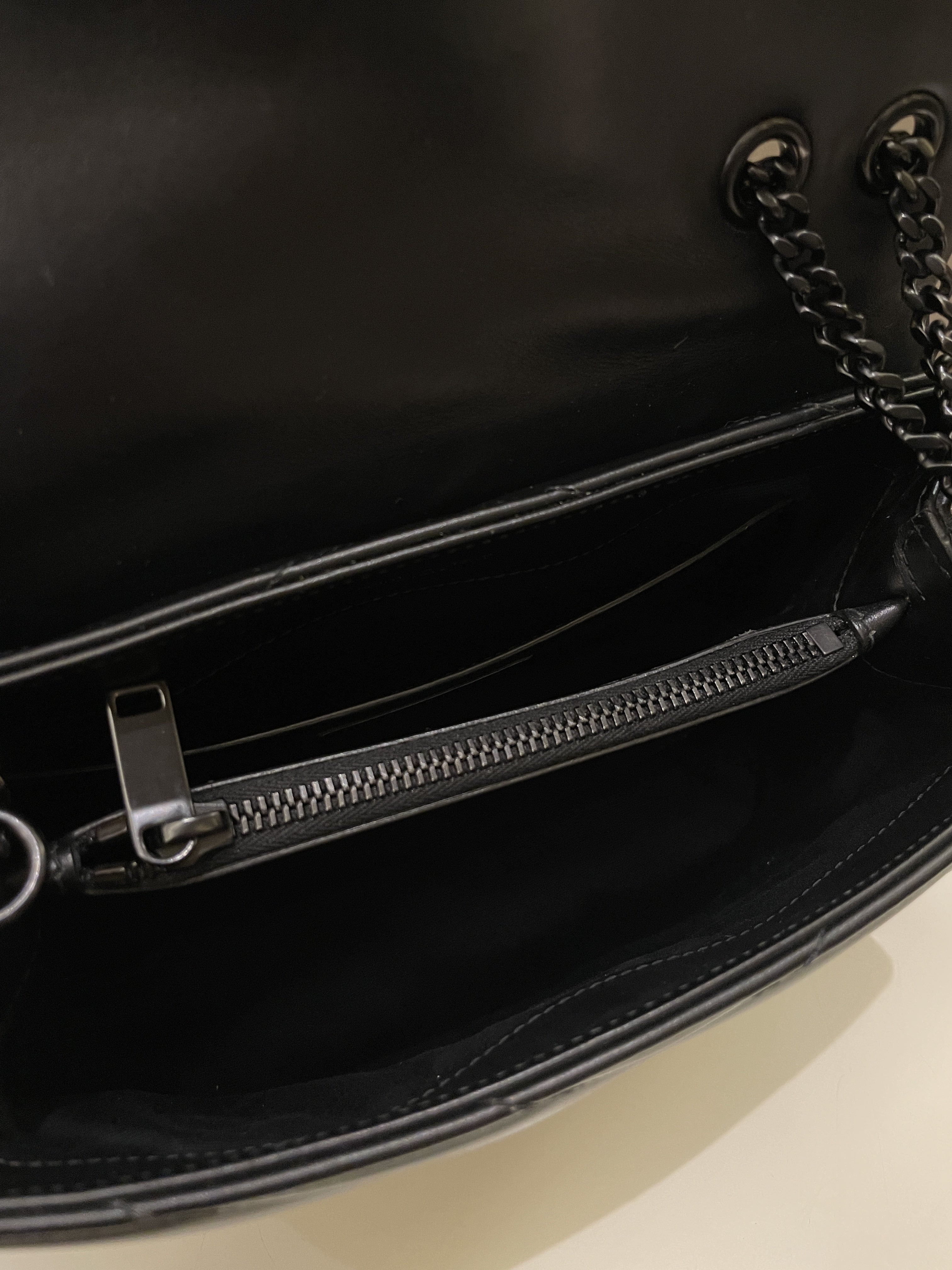 Saint Laurent Loulou Bag Black