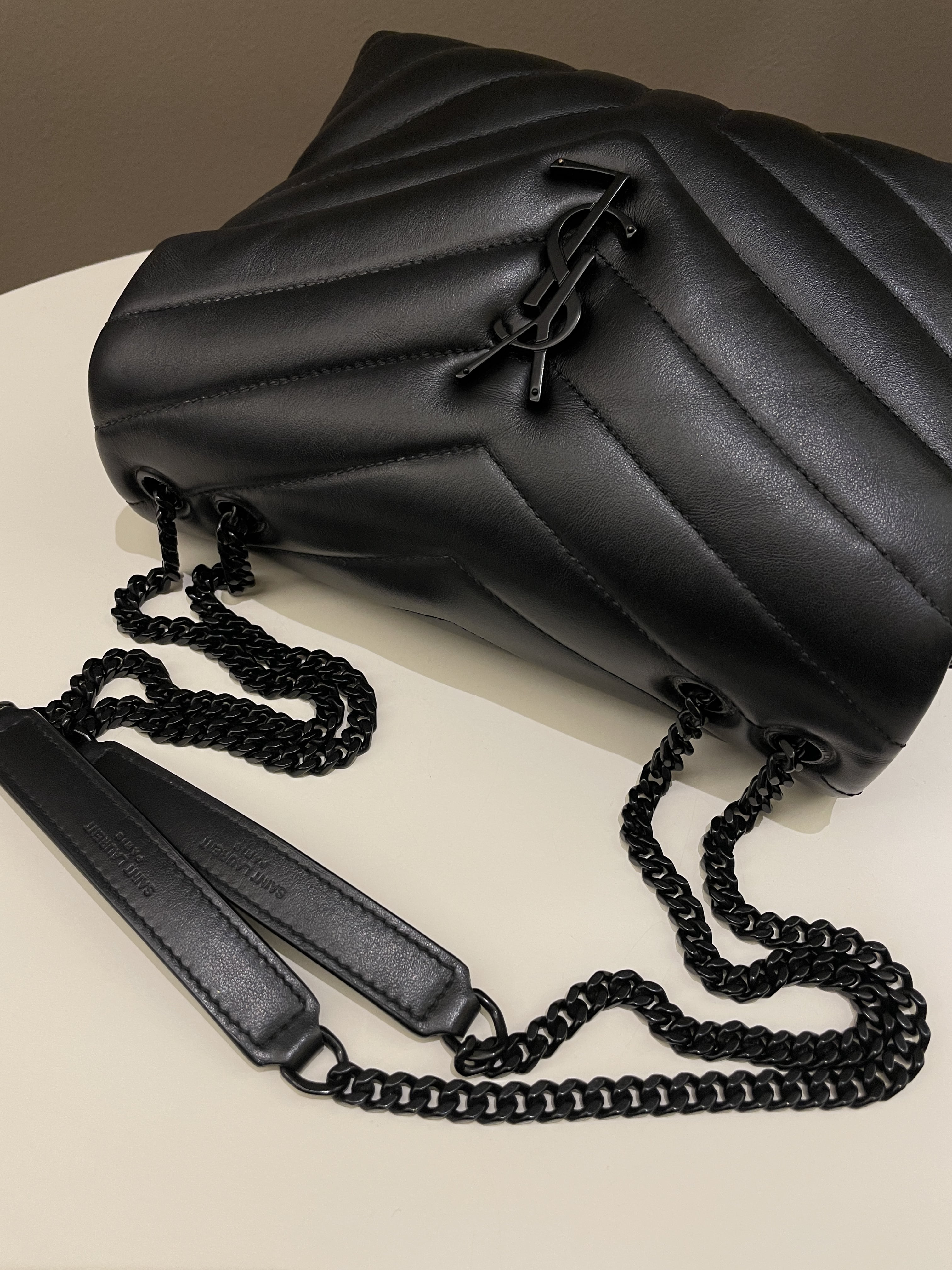 Saint Laurent Loulou Bag Black