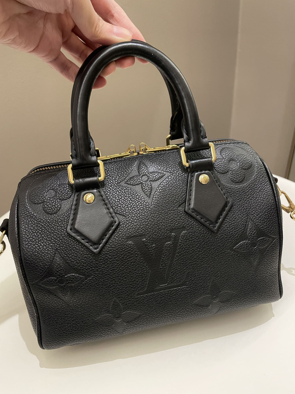 Louis Vuitton Speedy BandouliÃƒÆ’Ã‚Â¨re 20 Black Monogram Empreinte Leather