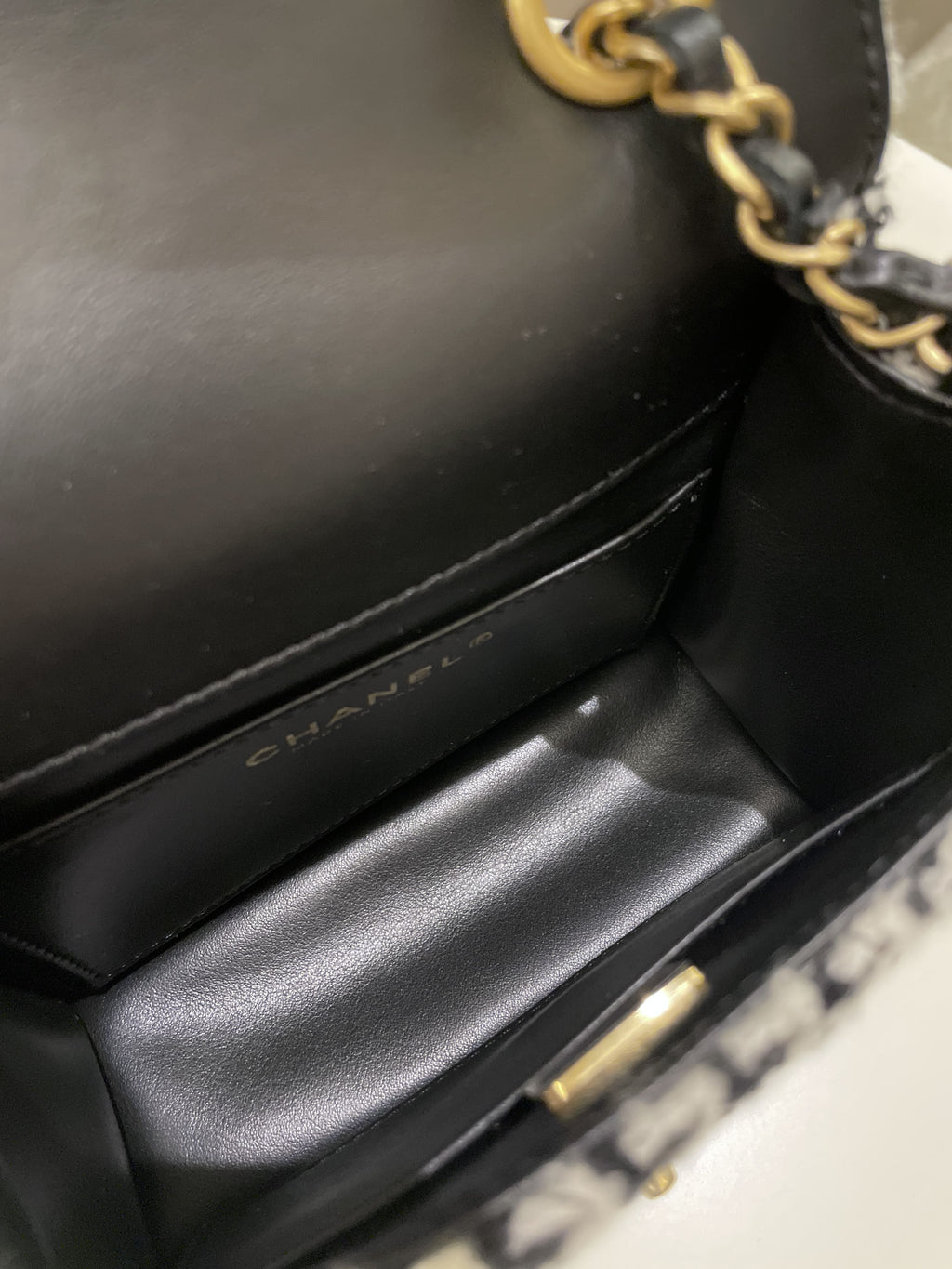 Chanel 22K Houndstooth Mini Square Black/ White Sequin Tweed