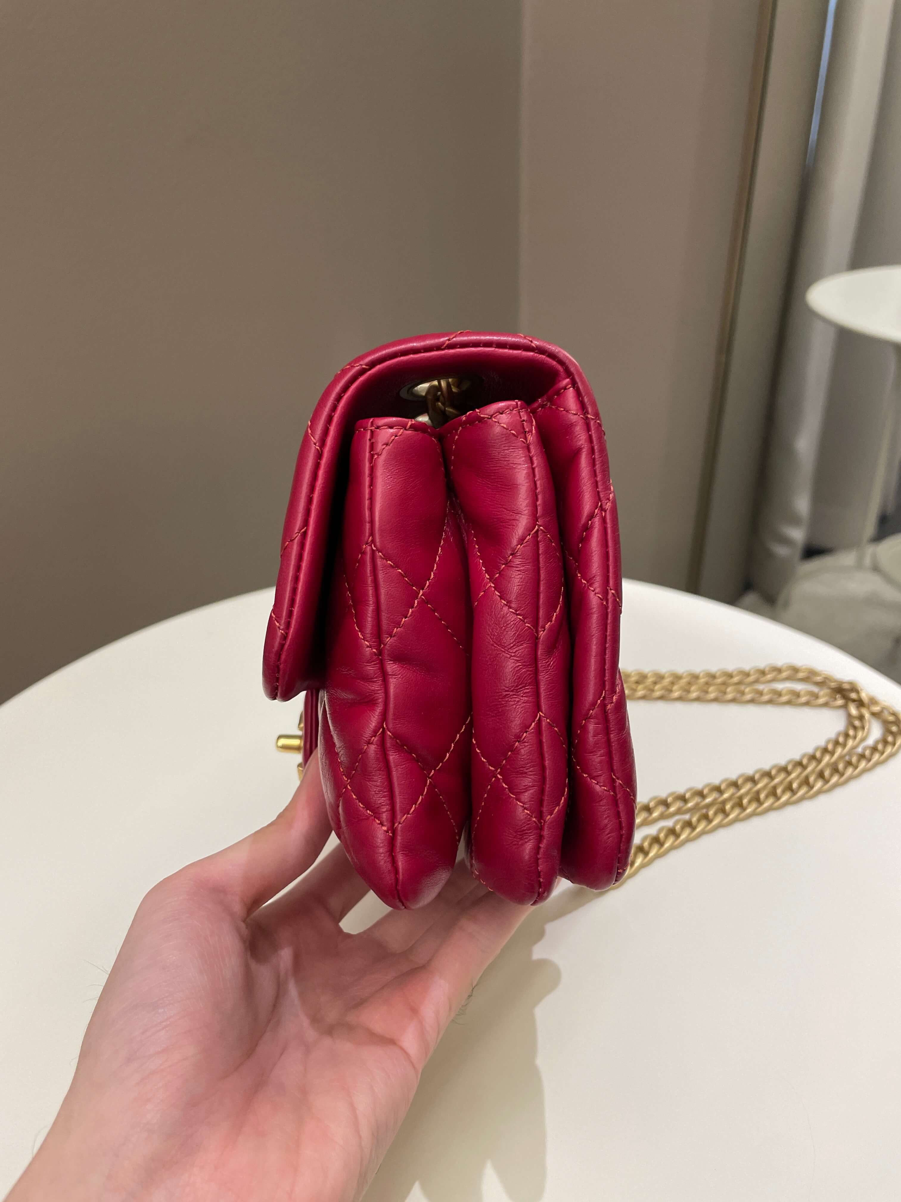 Chanel 22K Pearl Crush Flap Bag Red Aged