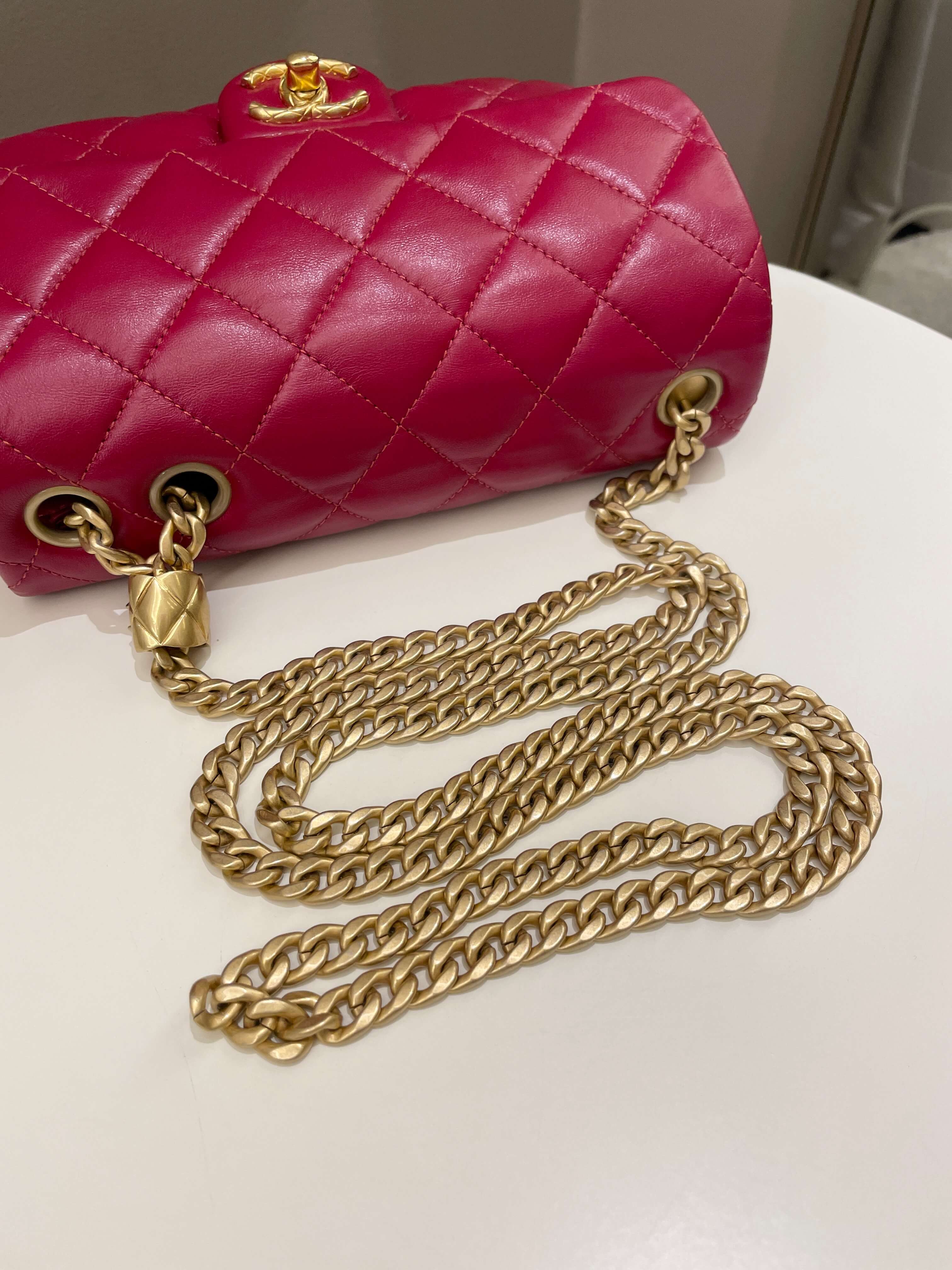 Chanel 22K Pearl Crush Flap Bag Red Aged