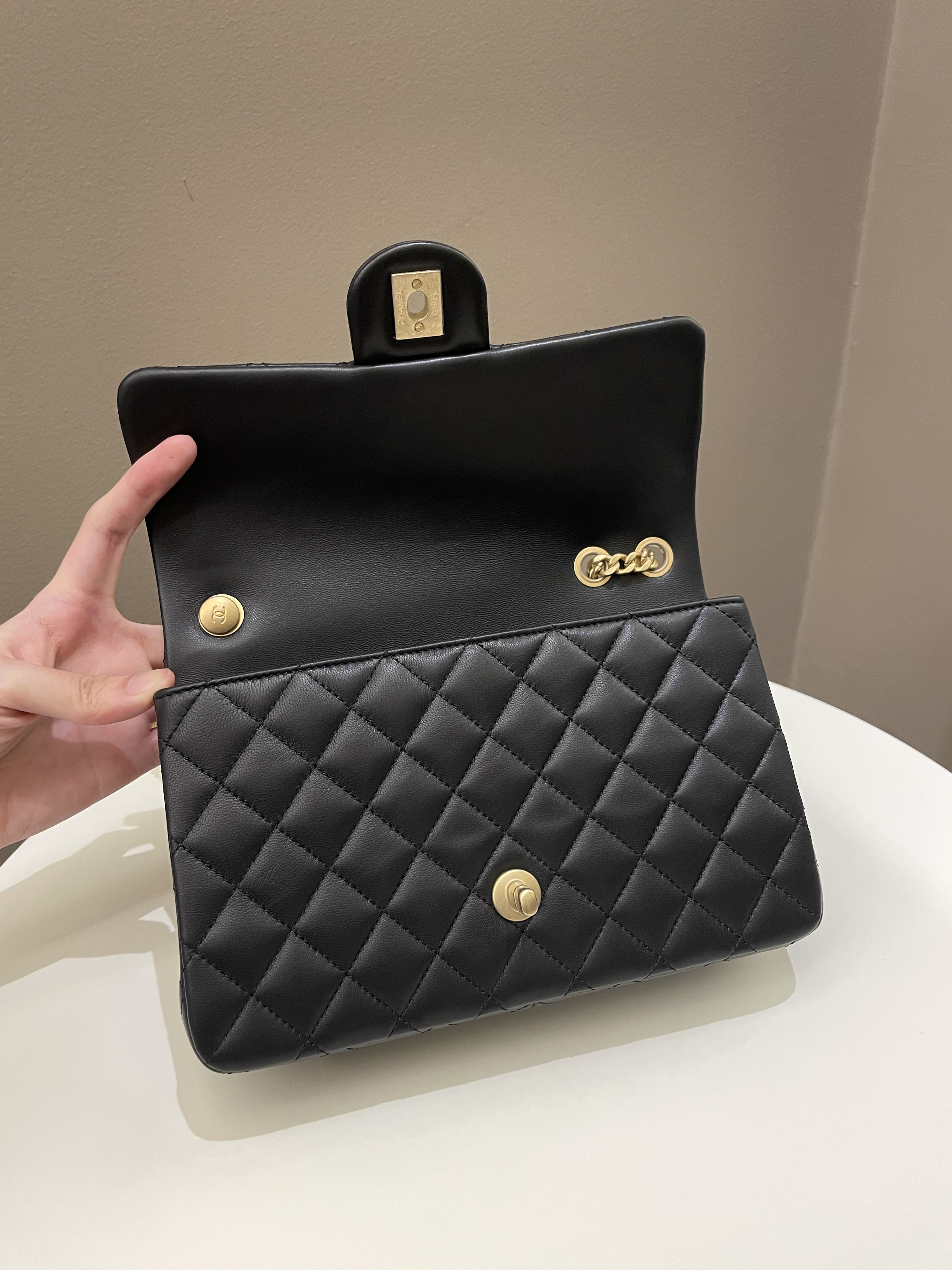 Chanel 23S Camellia Black Stiff Lambskin
