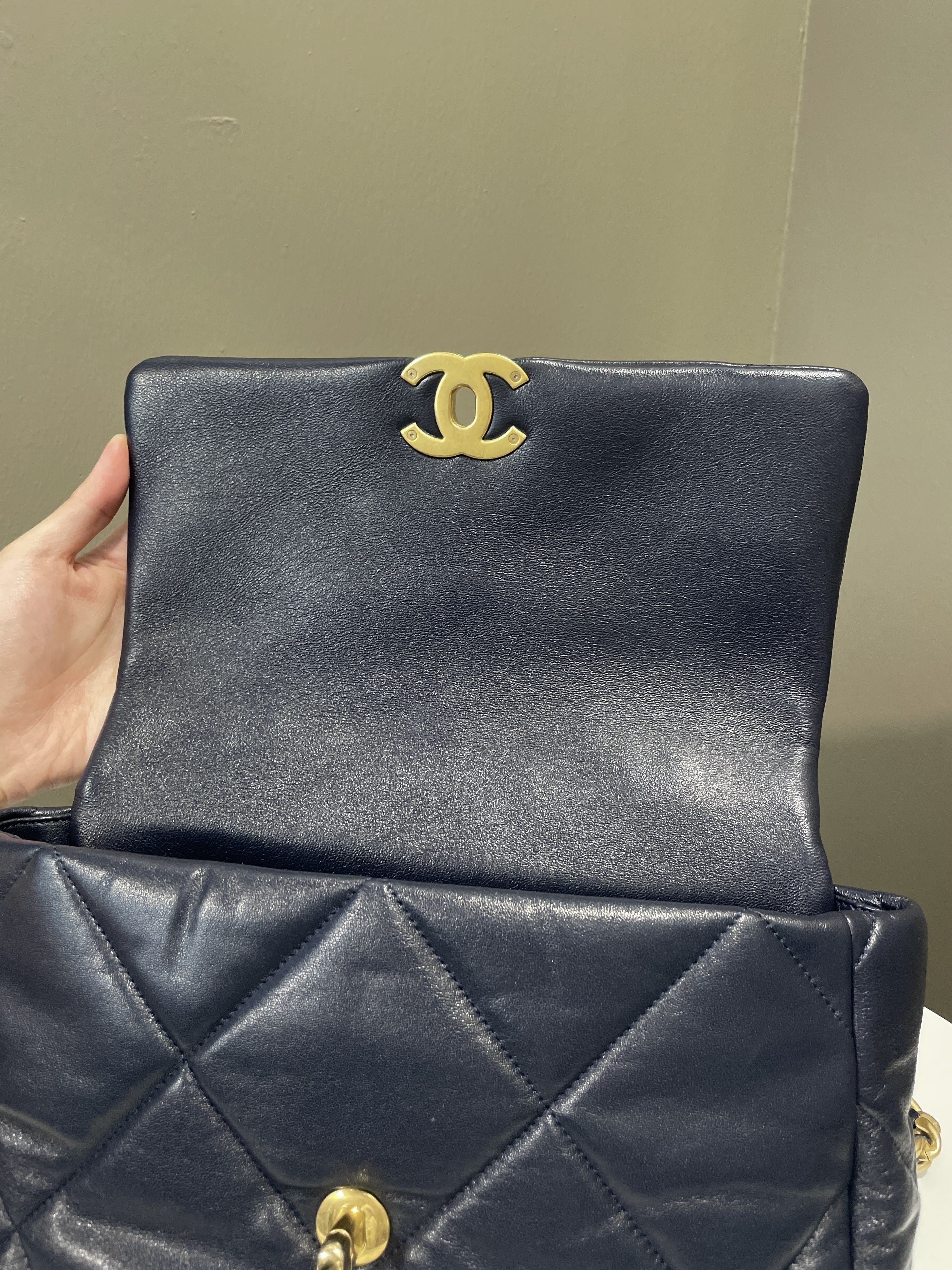 Chanel 19 Flap Bag Navy Lambskin
