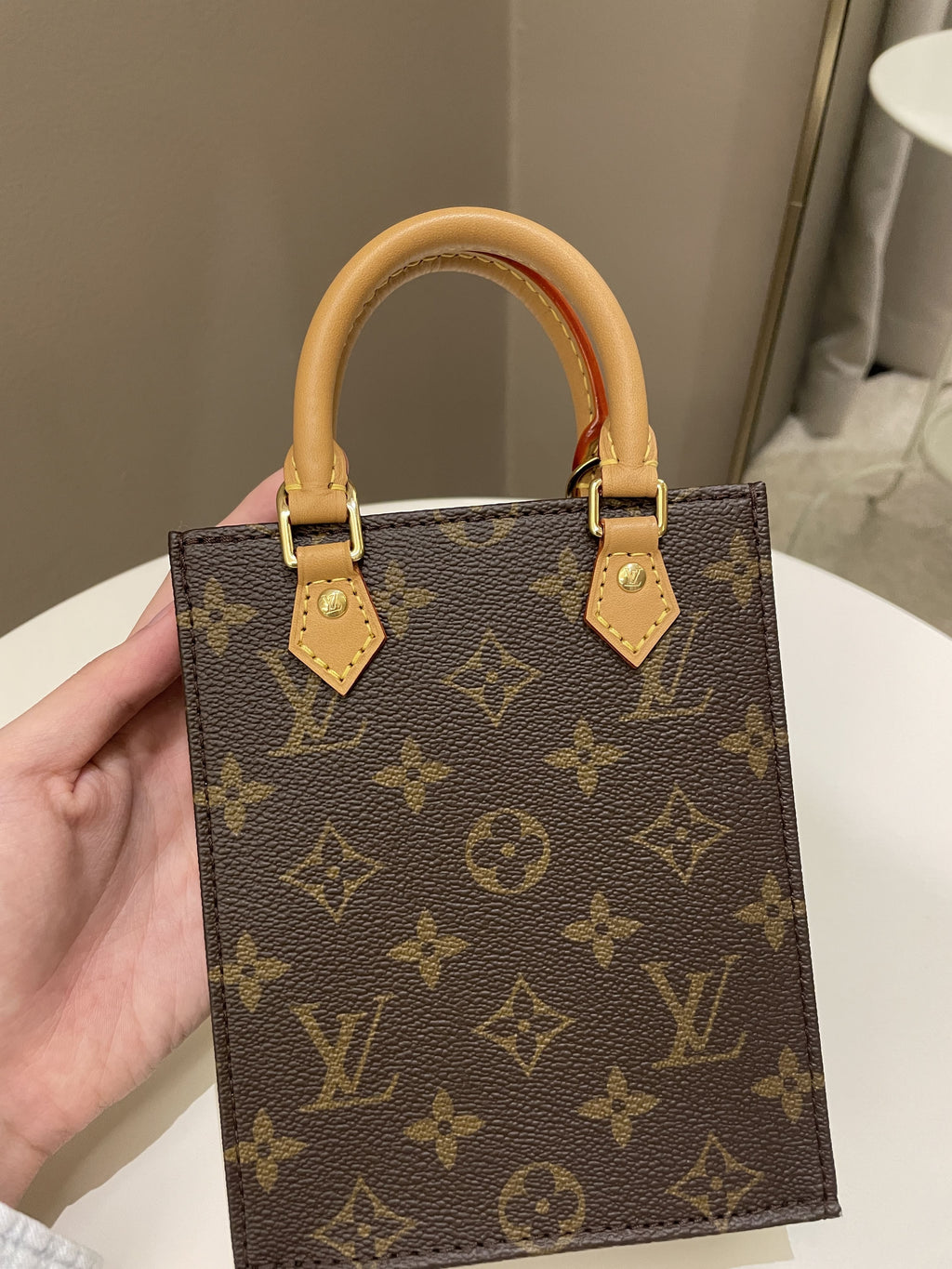 Louis Vuitton Petite Sac Plat Classic Monogram