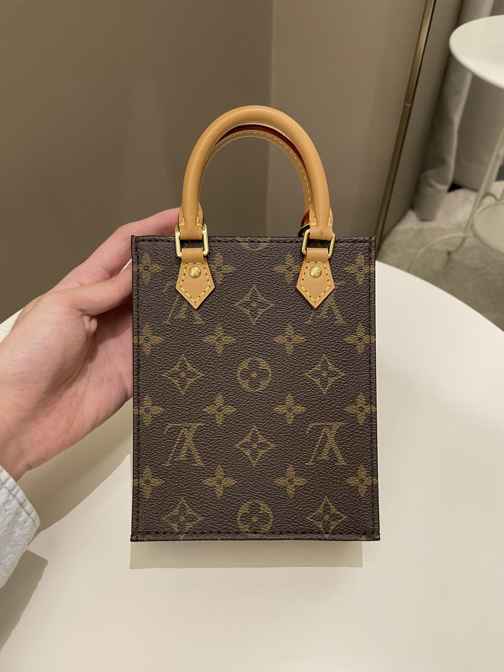 Louis Vuitton Petite Sac Plat Classic Monogram