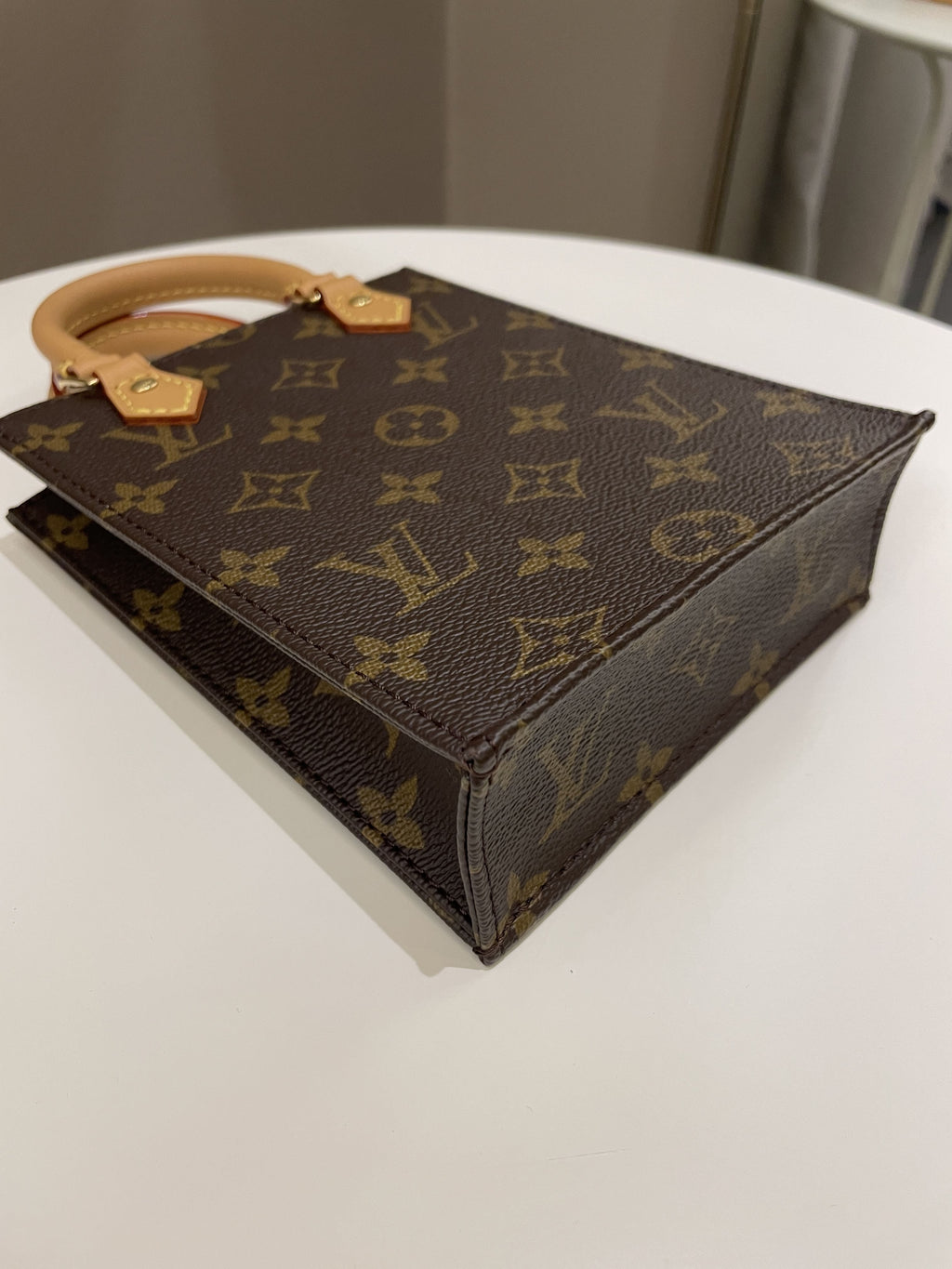 Louis Vuitton Petite Sac Plat Classic Monogram
