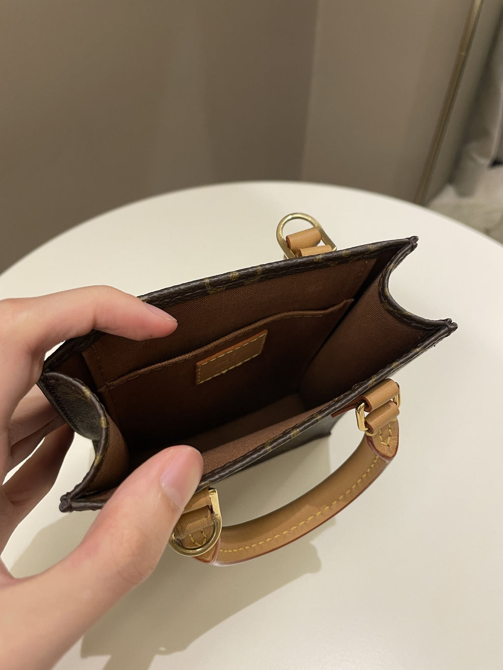 Louis Vuitton Petite Sac Plat Classic Monogram