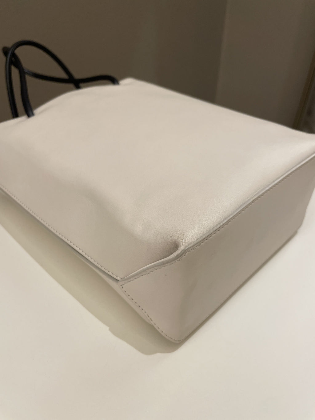Chanel Vertical Shopping Bag Ivory / Black Calfskin