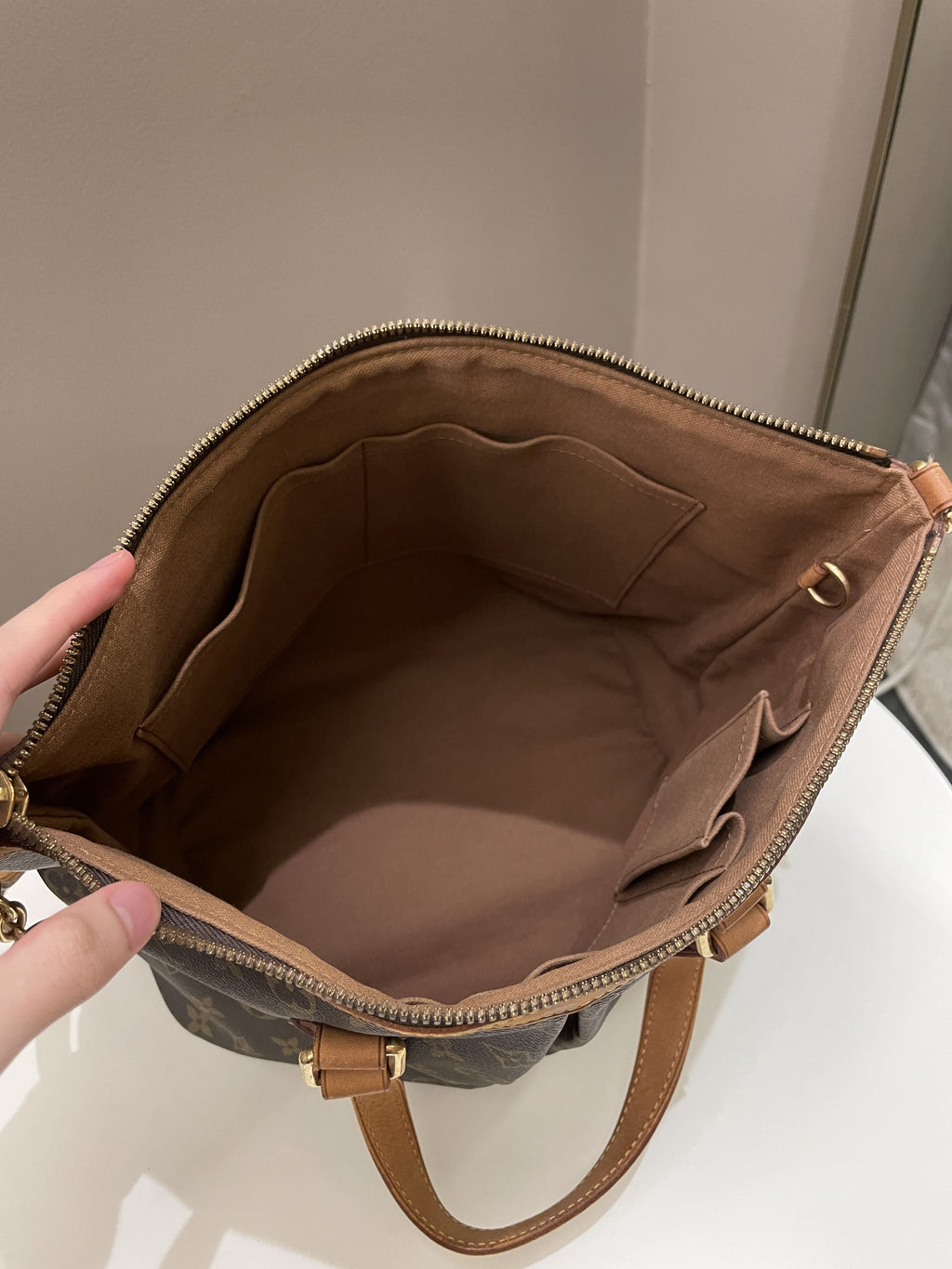 Louis Vuitton Palermo Monogram