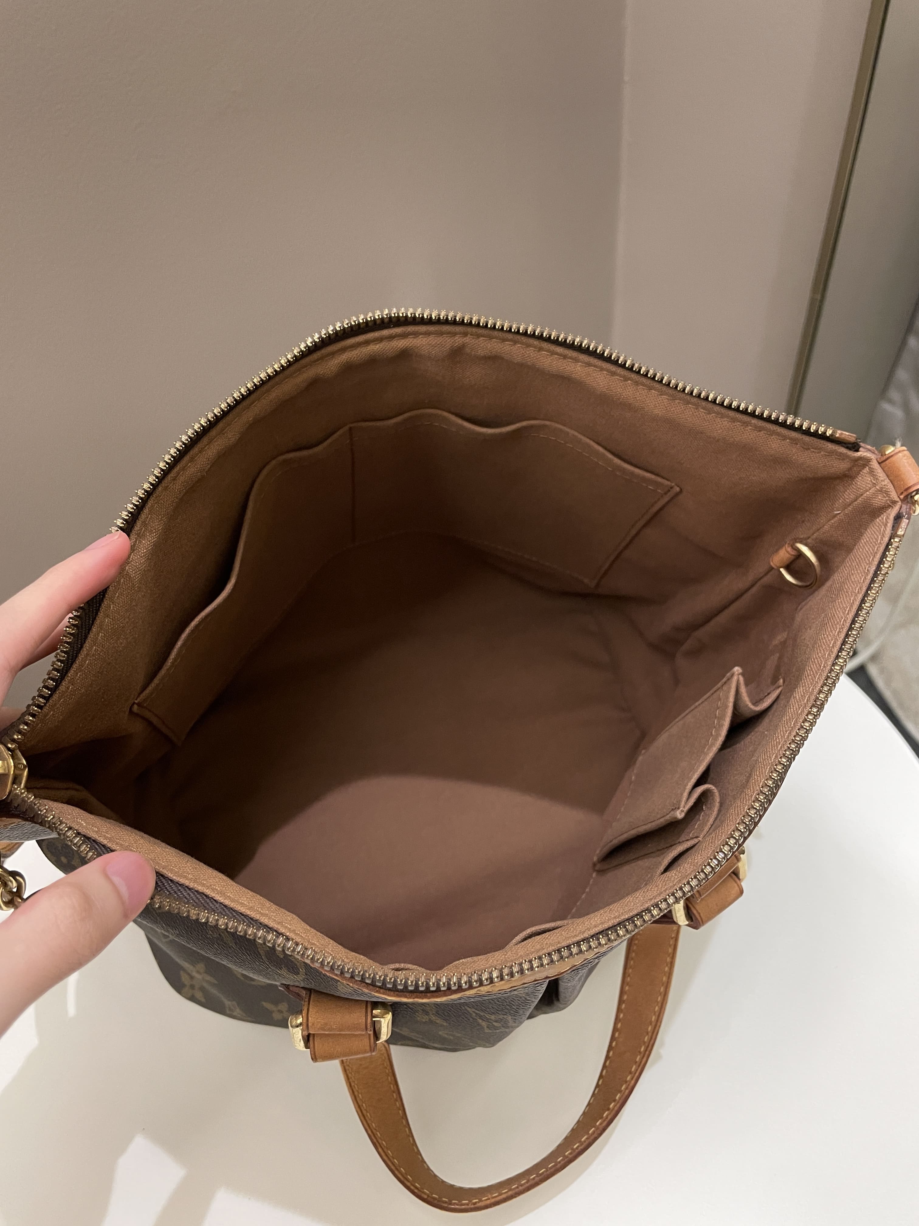 Louis Vuitton Palermo Monogram
