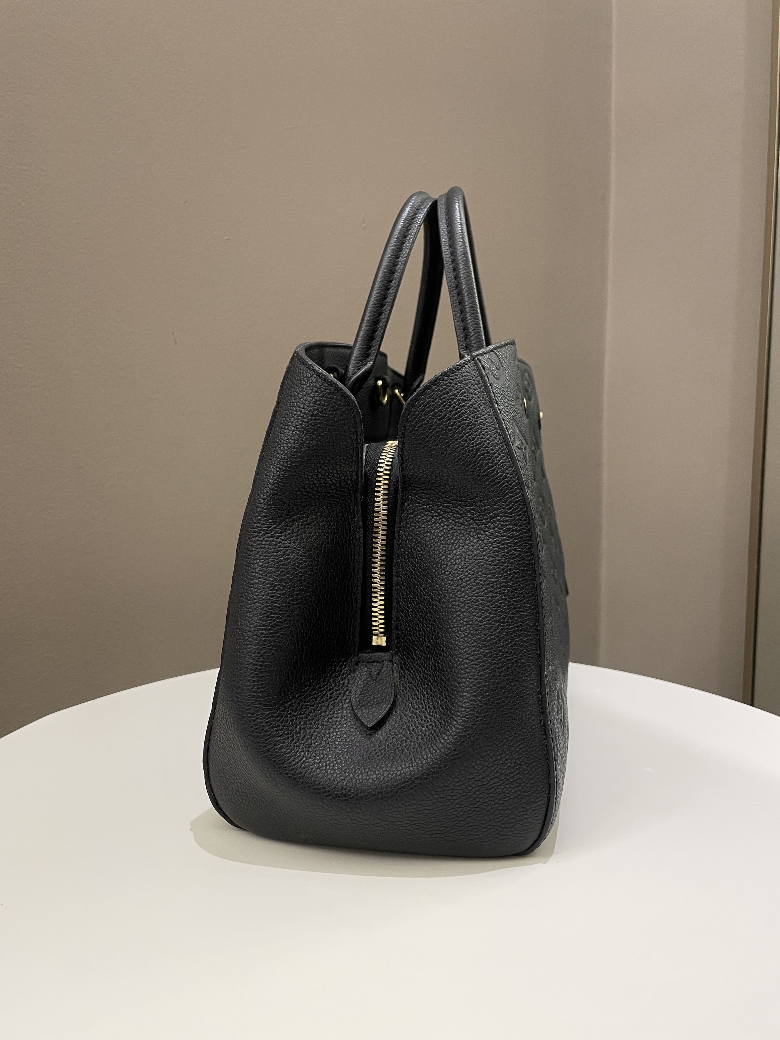 Louis Vuitton Montaigne MM Black Empreinte